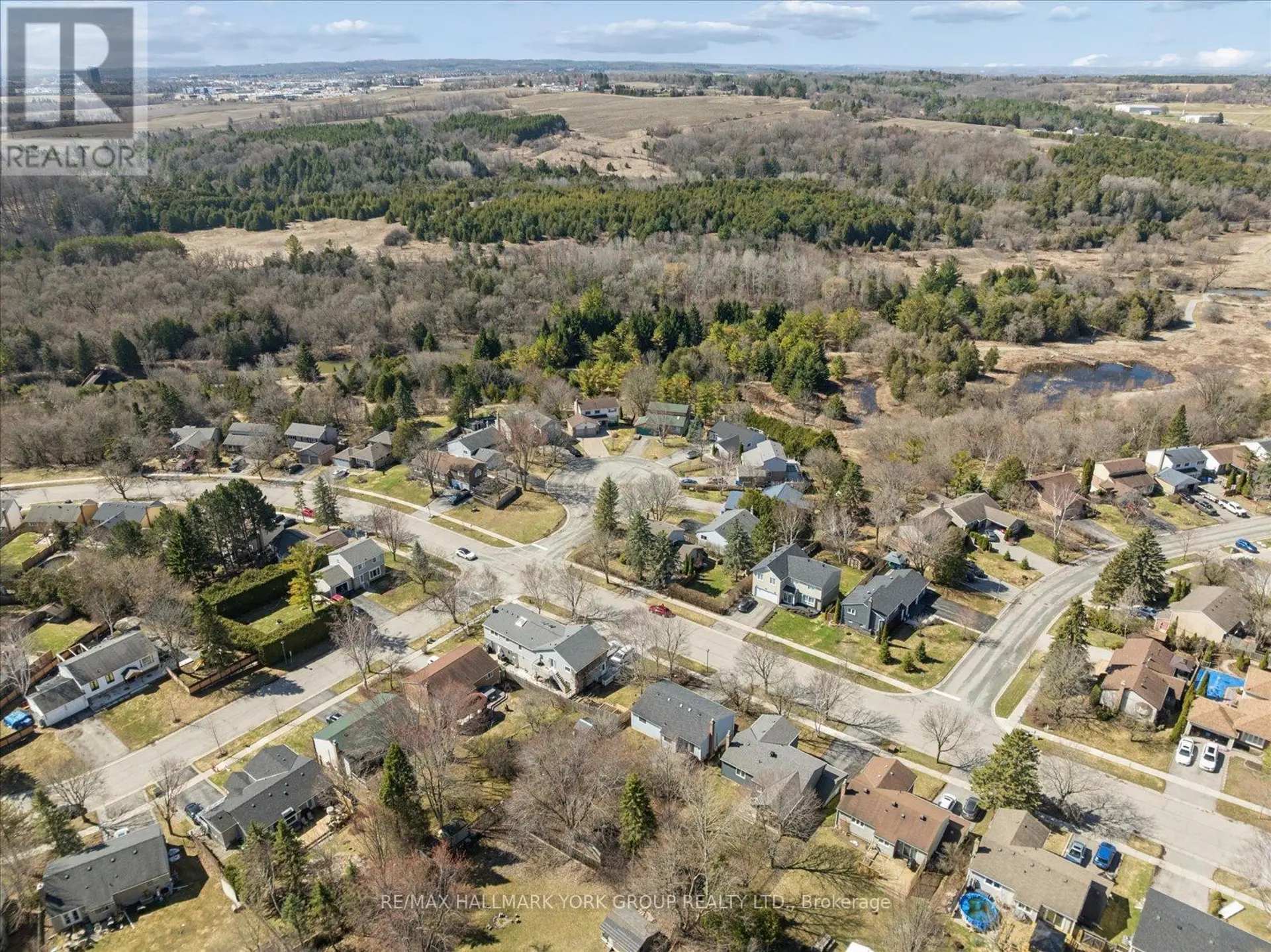 47 HOLLAND RIVER BOULEVARD - Image 14