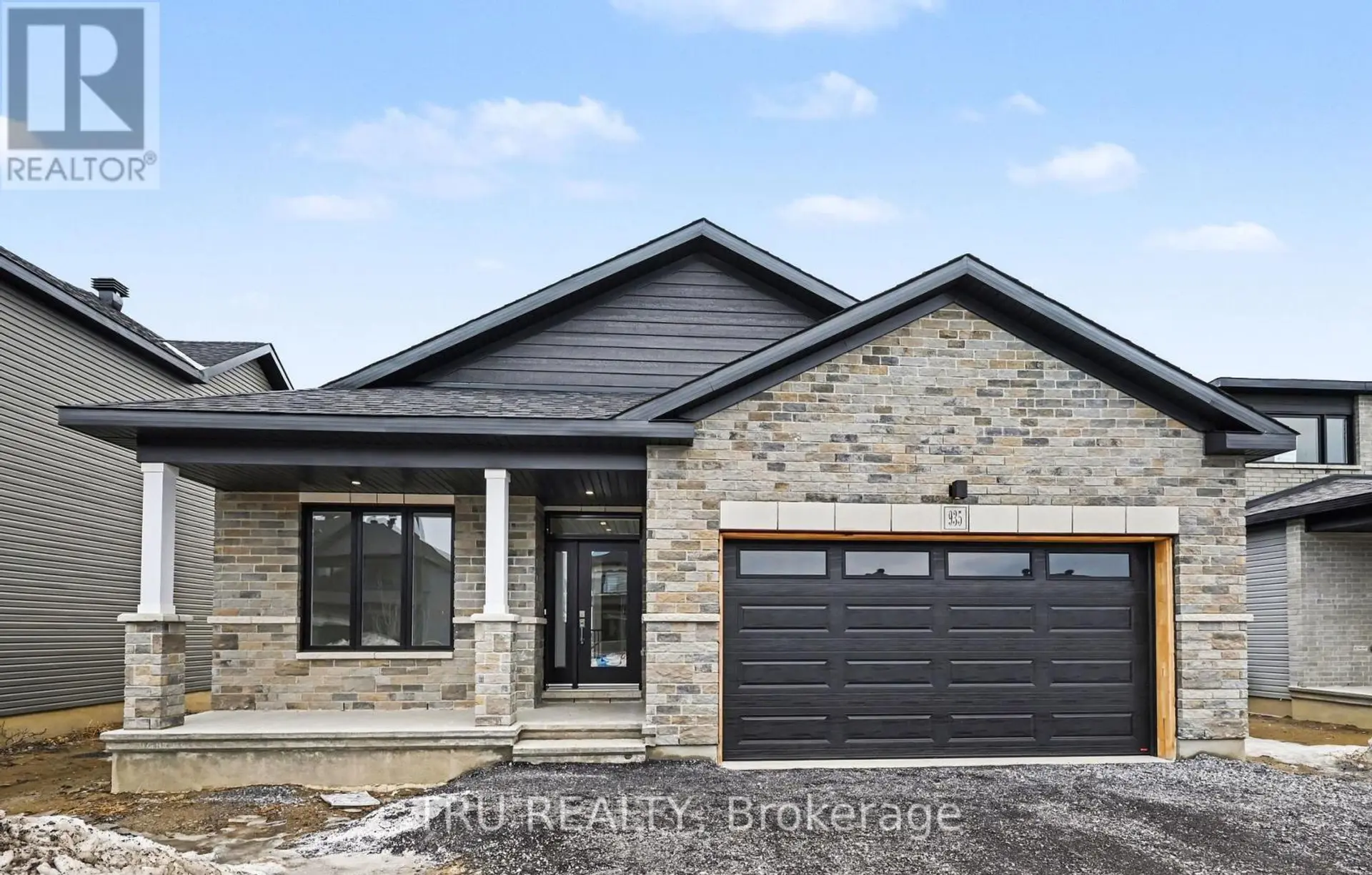 935 COLOGNE STREET - Image 1