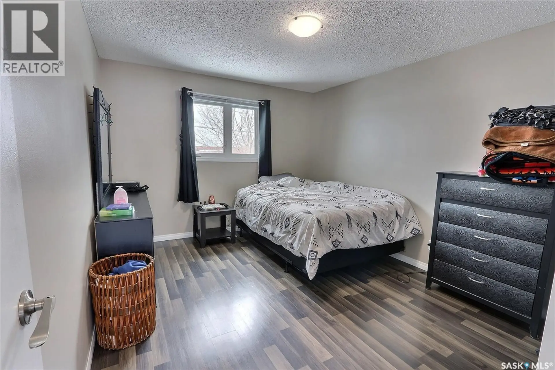 835 7TH STREET E - Image 7