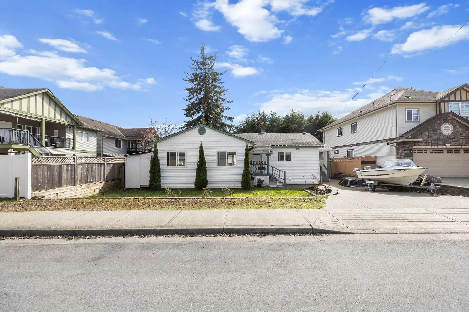 Property at 32622 Egglestone Avenue, Mission, BC