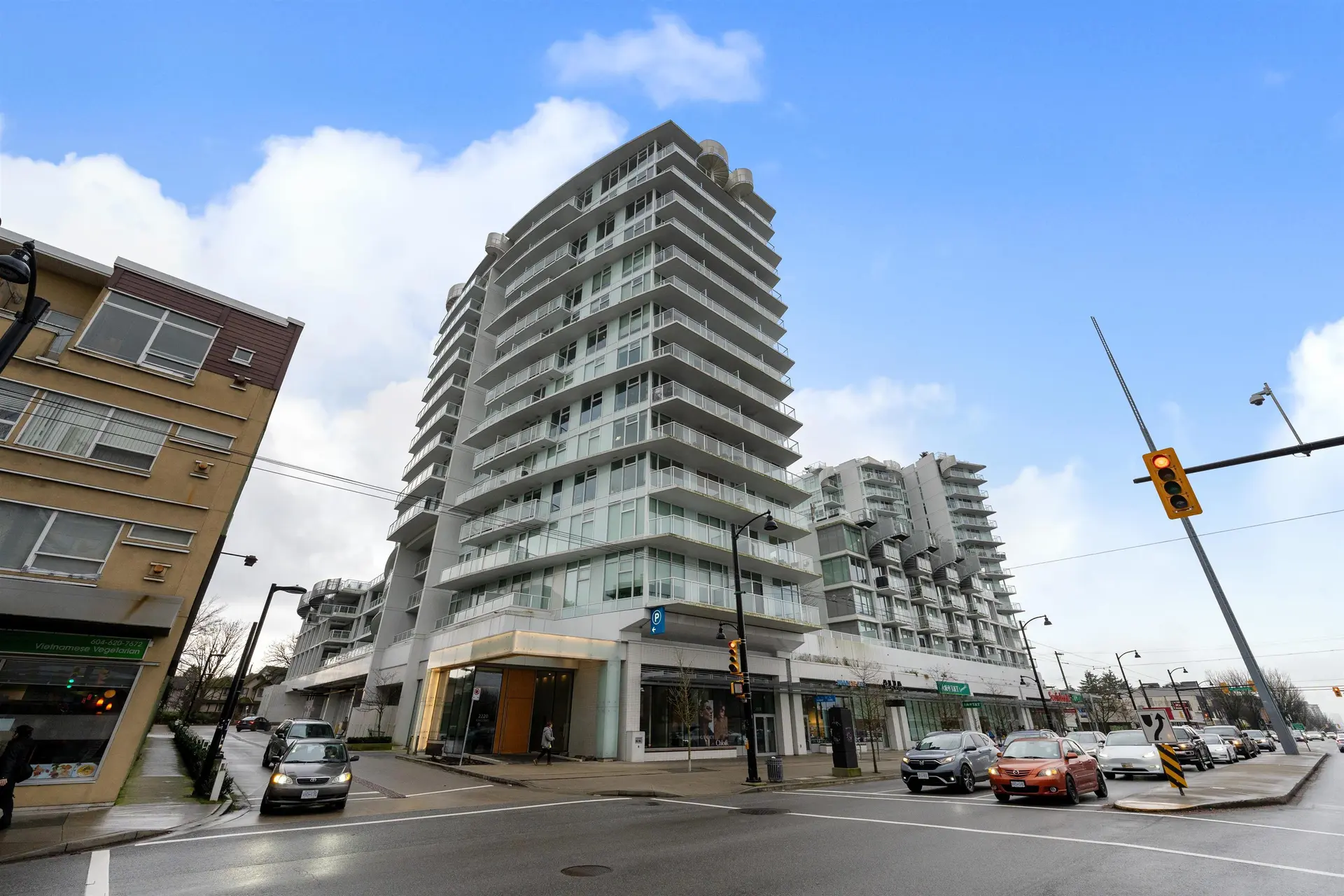 Property at #1210 2220 Kingsway, Vancouver, BC