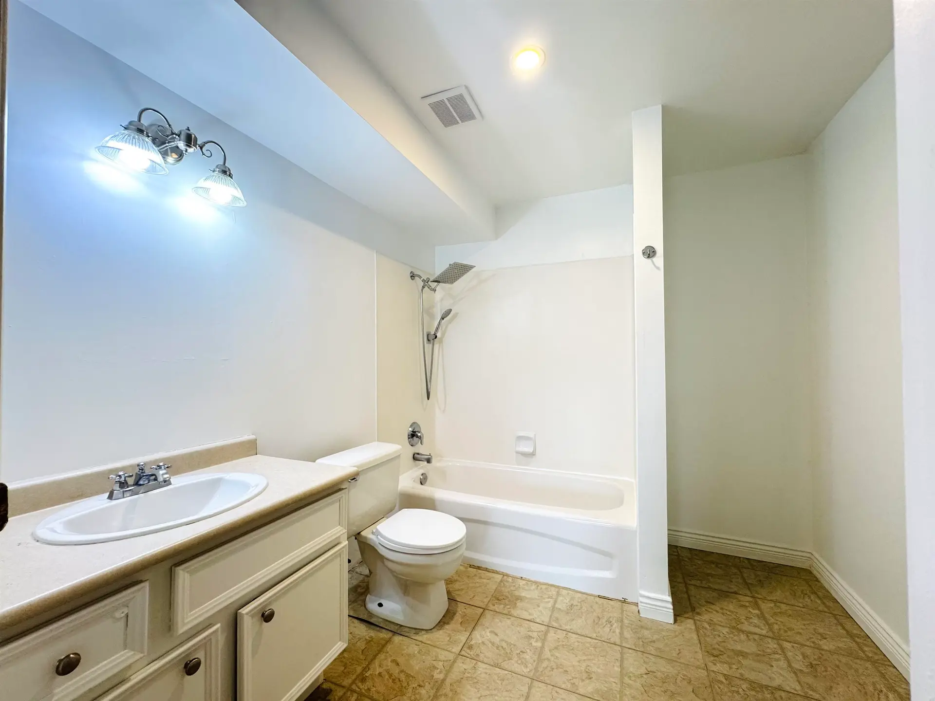 #126 32850 George Ferguson Way - Image 14