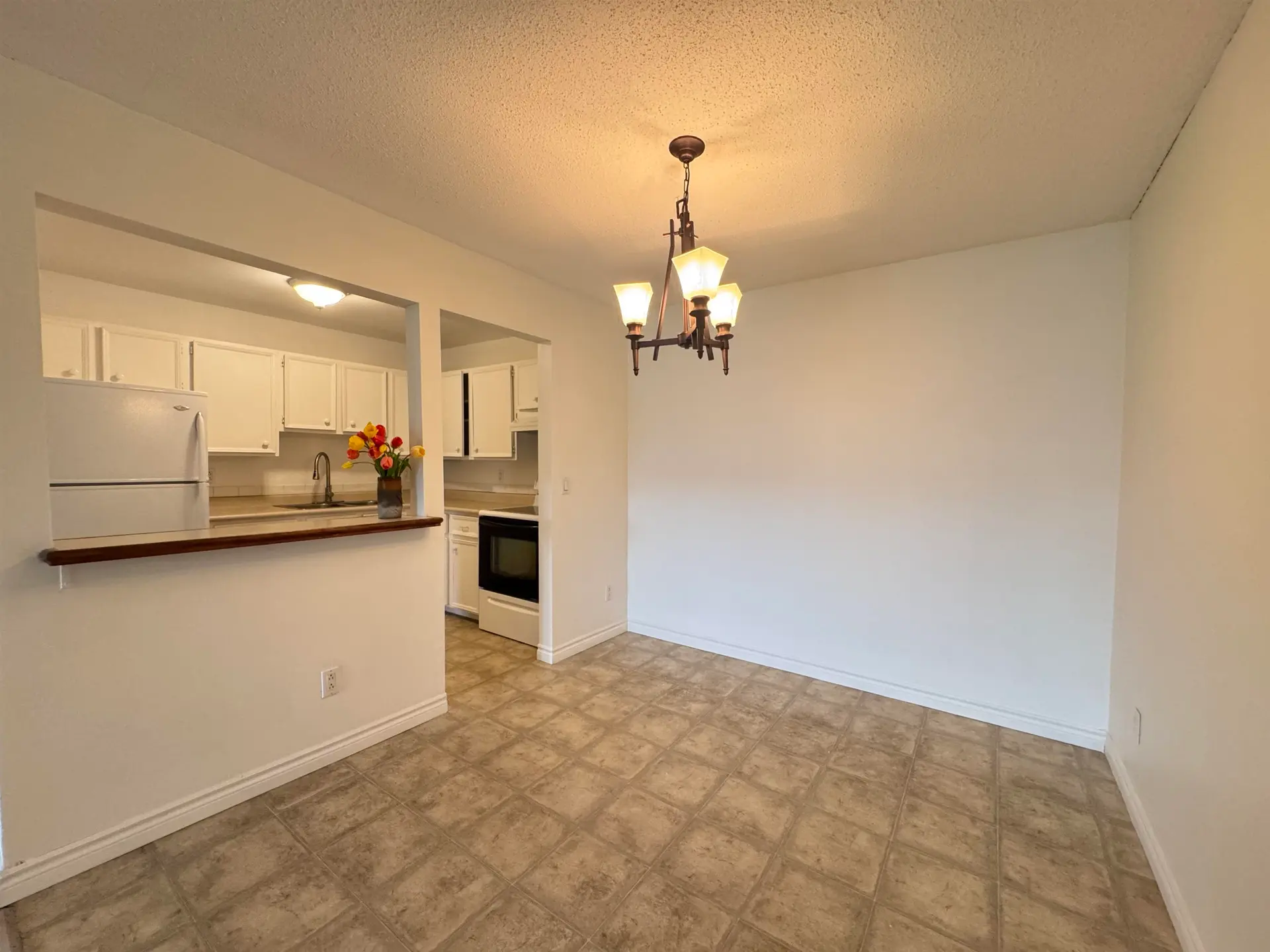 #126 32850 George Ferguson Way - Image 8