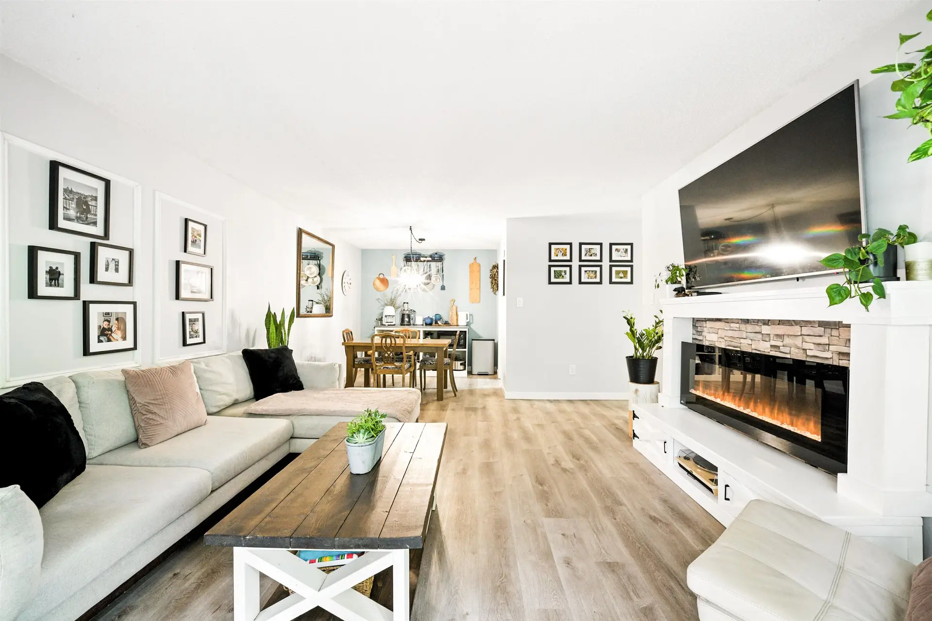Property at #212 1955 Woodway Place, Burnaby, BC