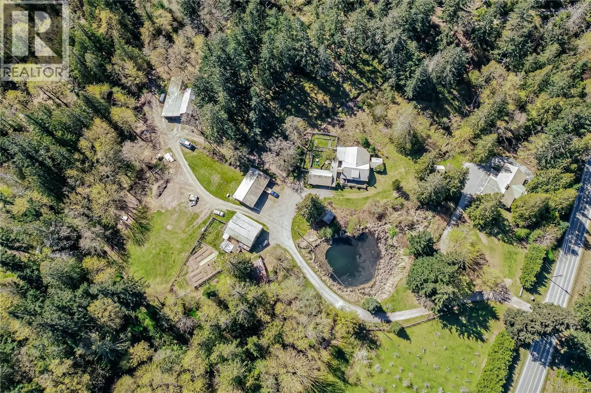 Property at 1671 Fulford-Ganges Rd, Salt Spring, BC