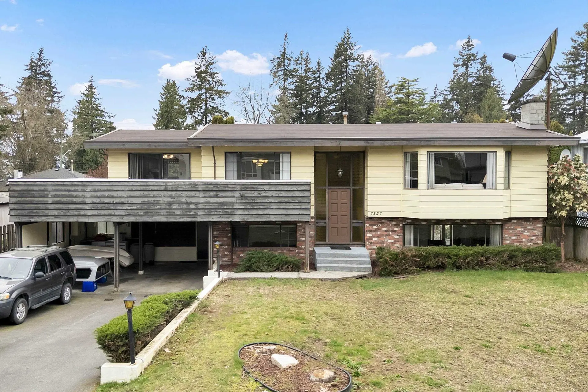 Property at 7327 112a Street, Delta, BC