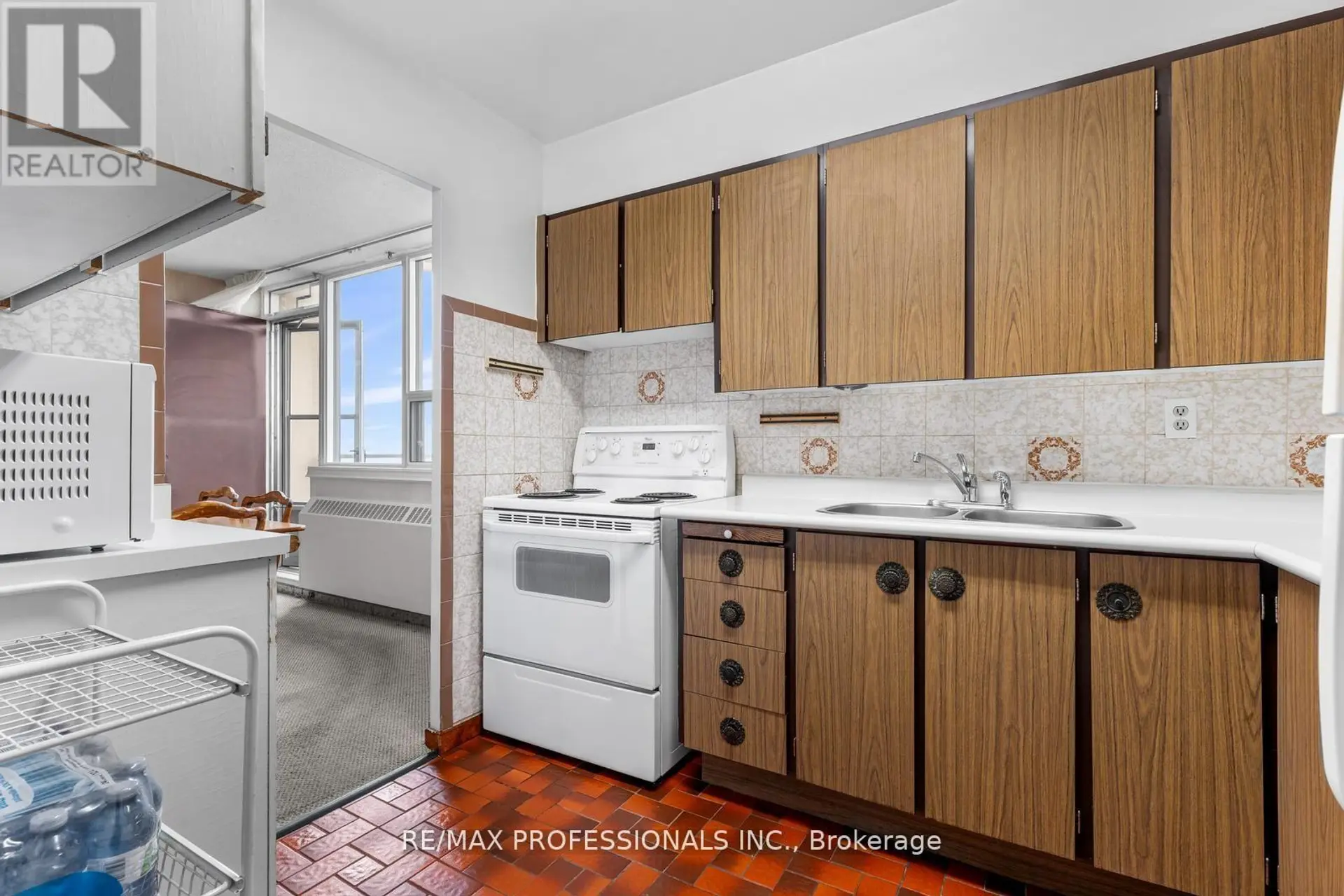 #1704 180 MARKHAM ROAD - Image 10