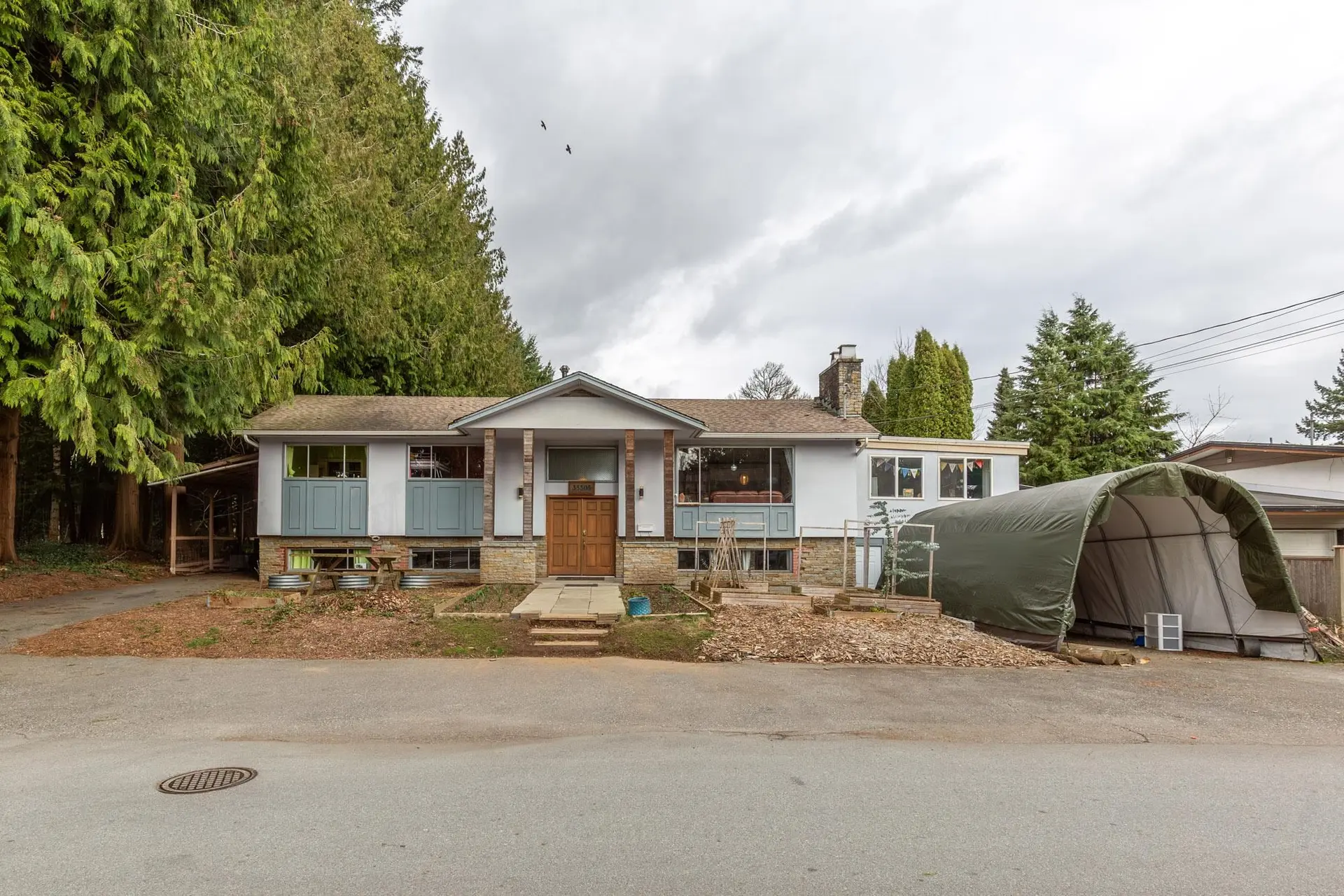 Property at 33305 Lynn Avenue, Abbotsford, BC