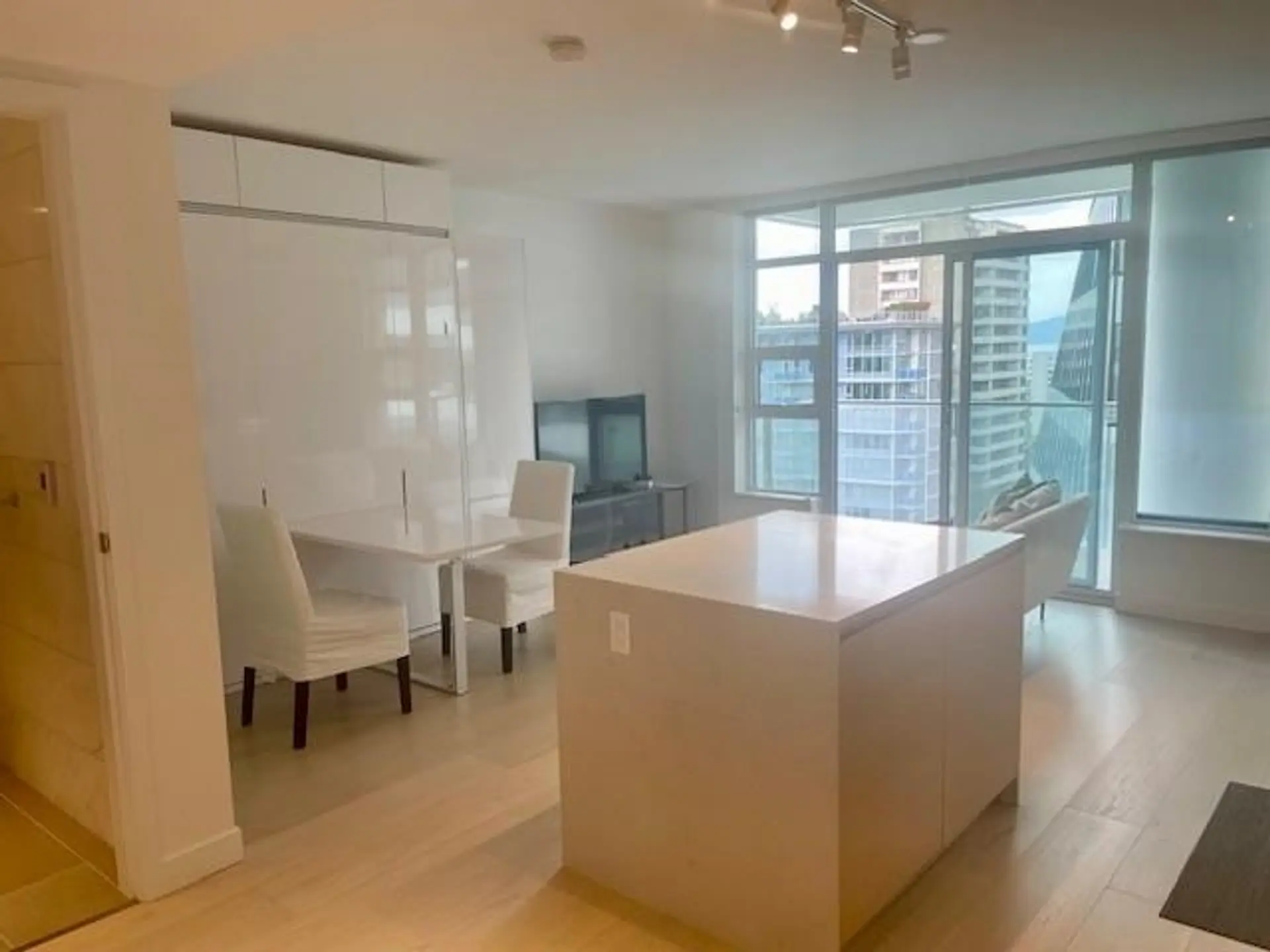 Property at #1803 1289 Hornby Street, Vancouver, BC