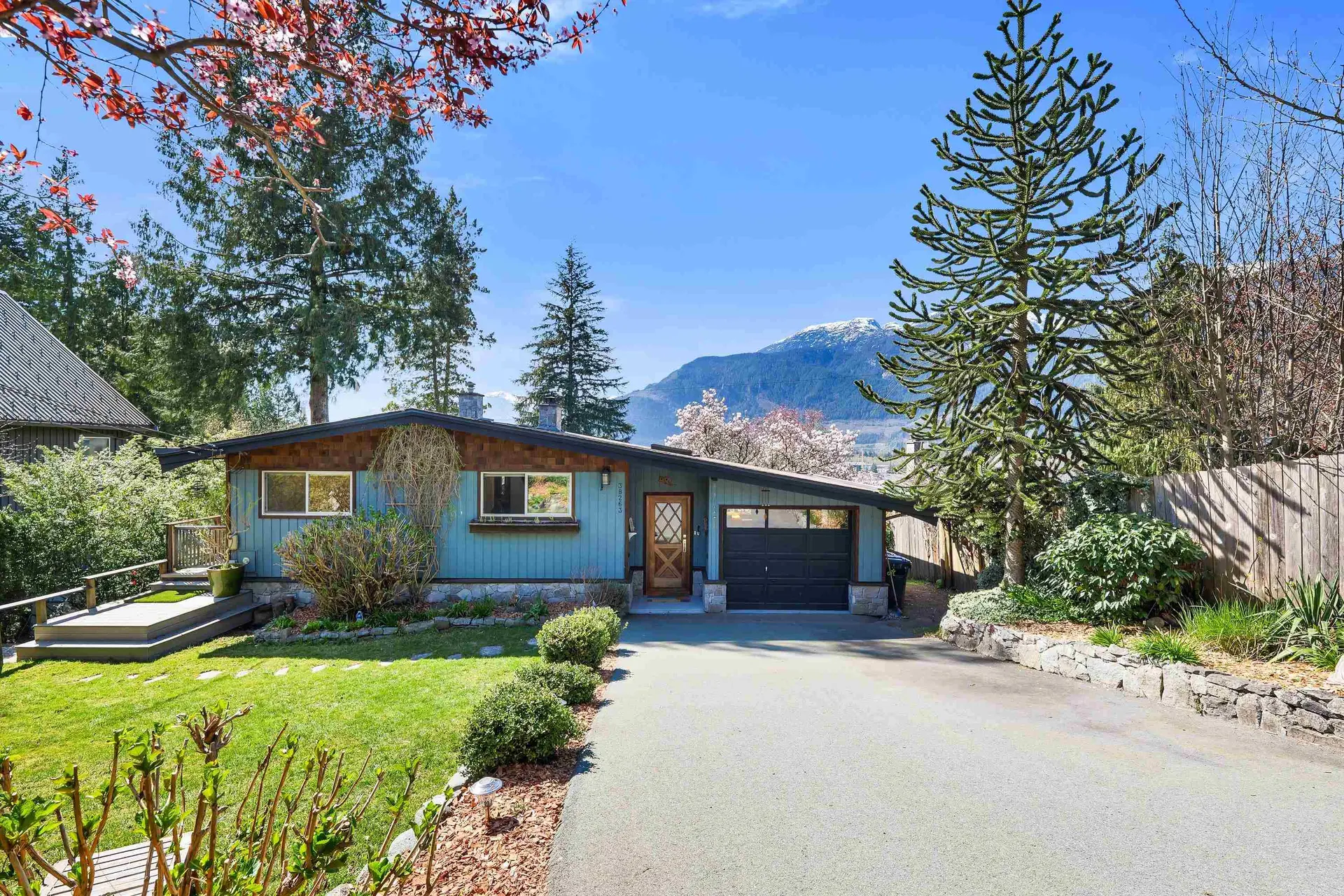 Property at 38263 View Place, Squamish, BC