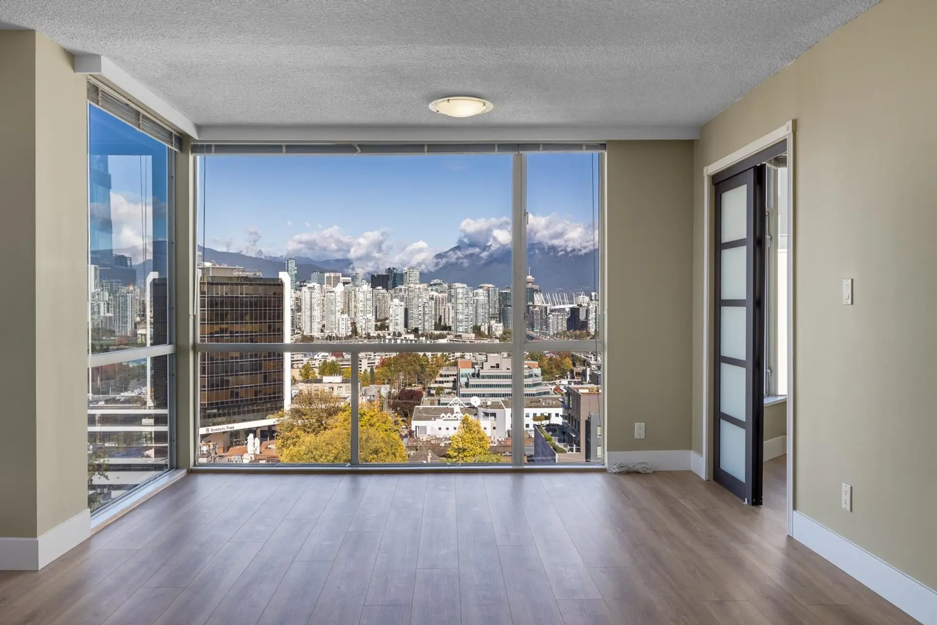 Property at #1302 2668 Ash Street, Vancouver, BC