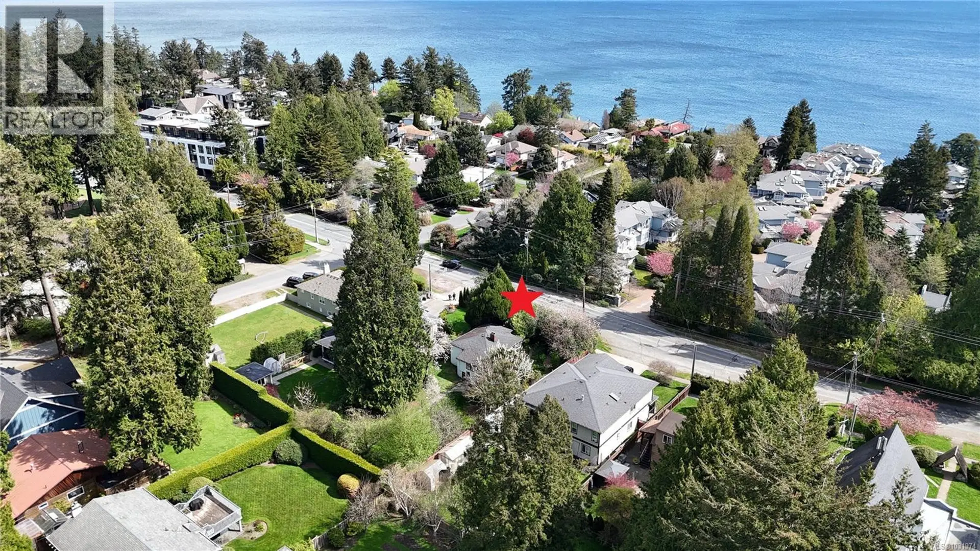 Property at 5190 Cordova Bay Rd, Saanich, BC