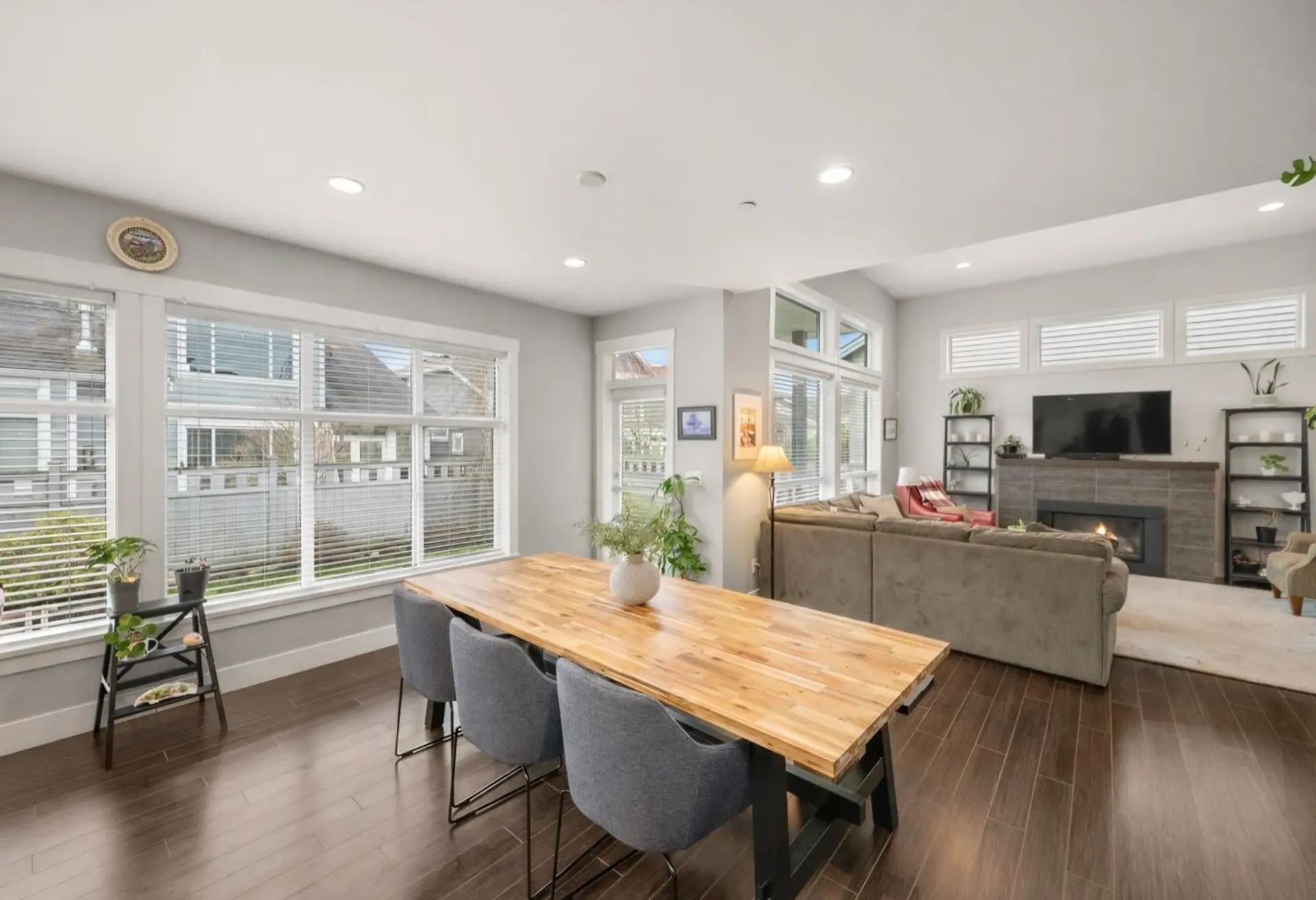 4676 Blue Heron Way - Image 4