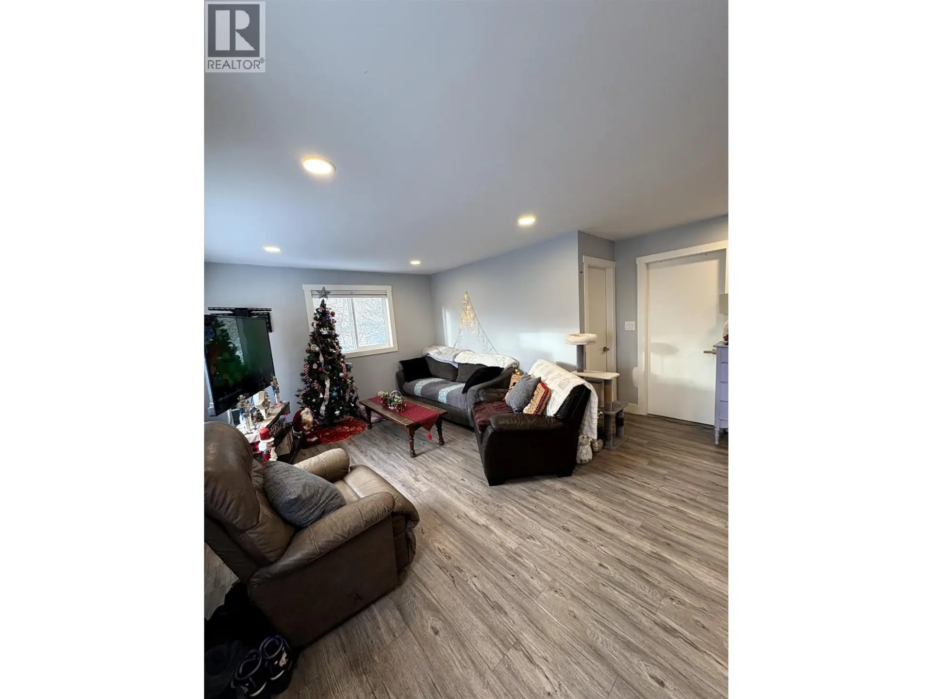 7802 GISCOME ROAD - Image 4