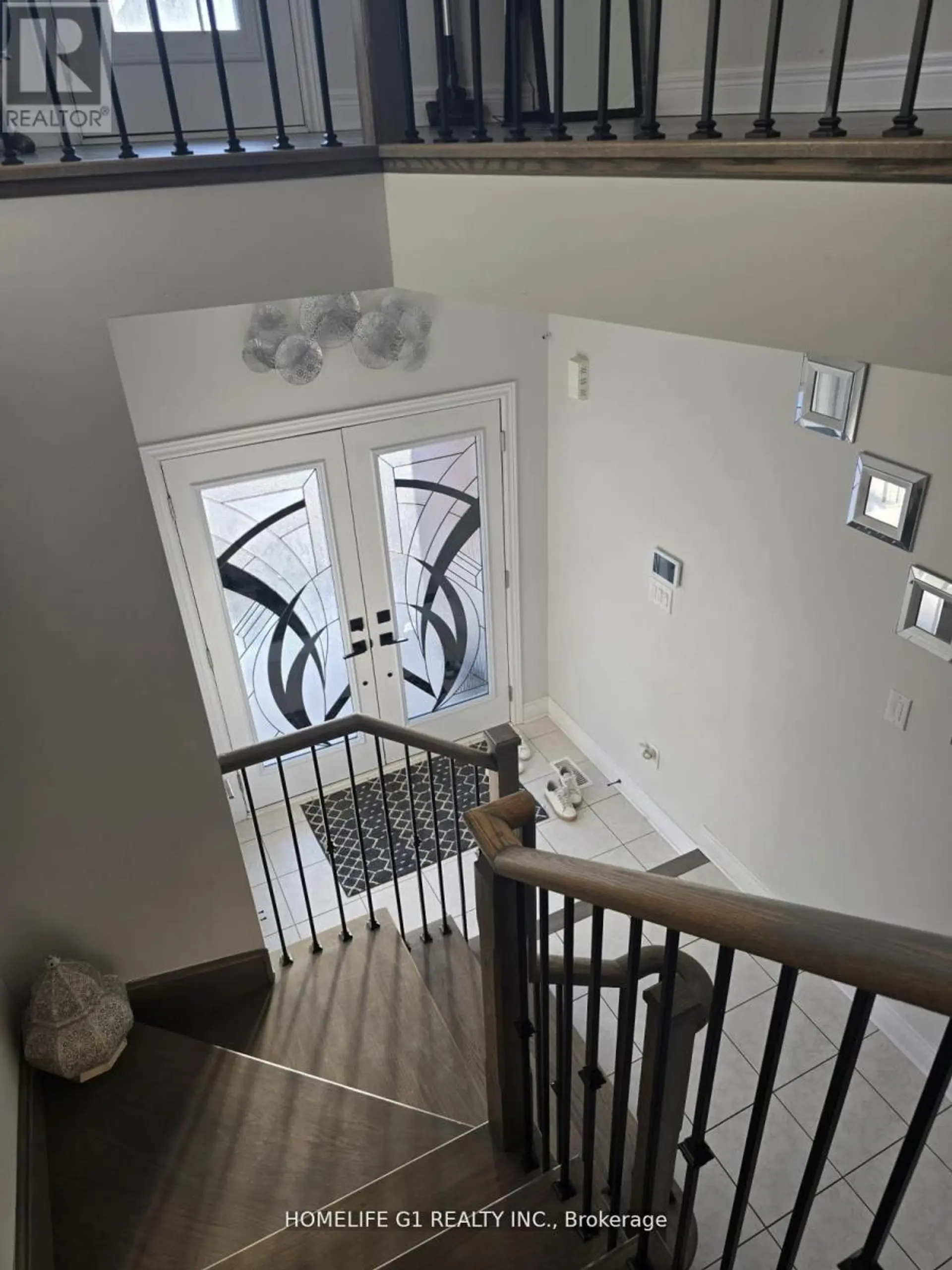 32 BRANIGAN CRESCENT - Image 2