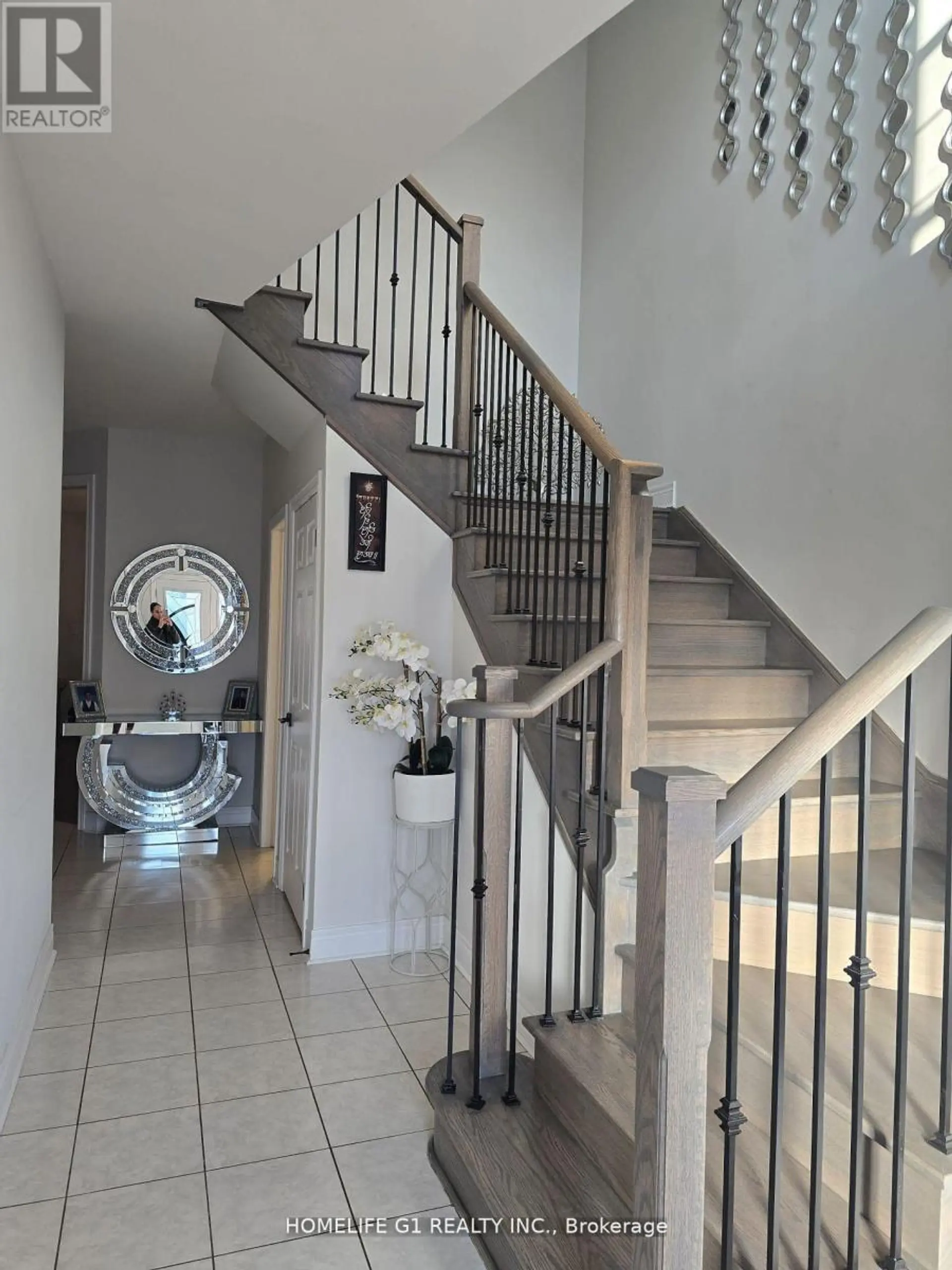 32 BRANIGAN CRESCENT - Image 3