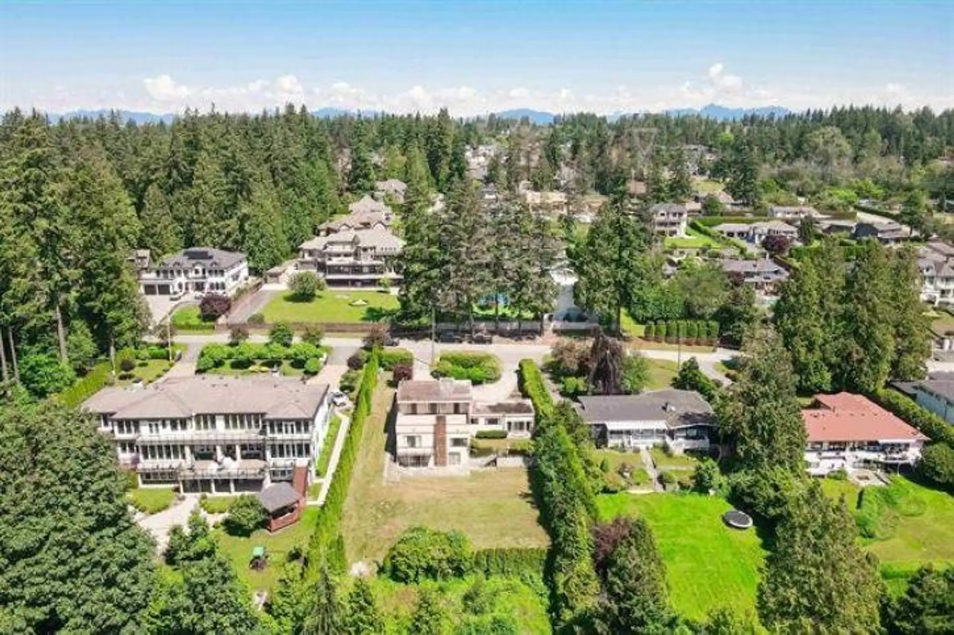 12710 54 Avenue - Image 3