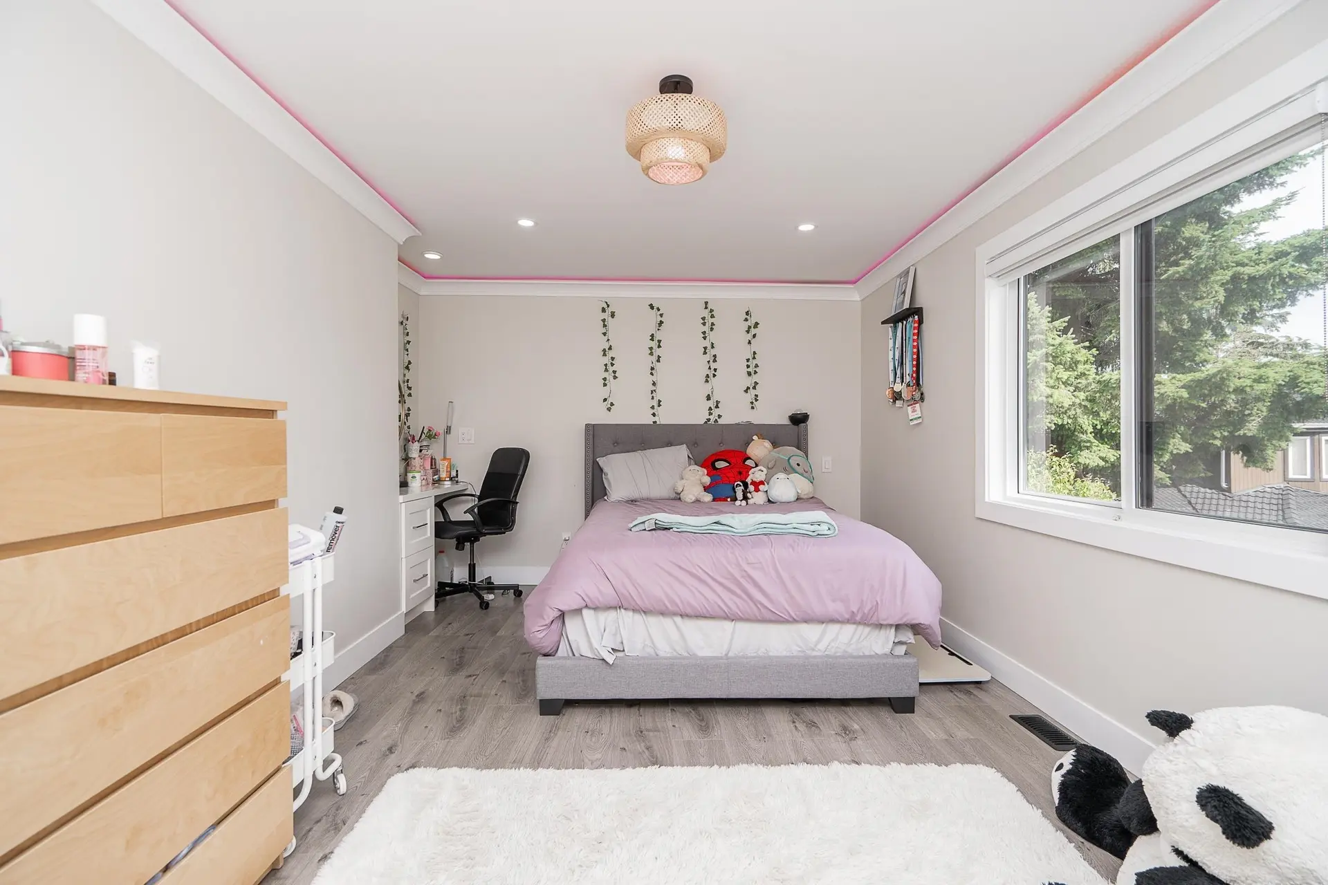 11366 Kingcome Avenue - Image 10