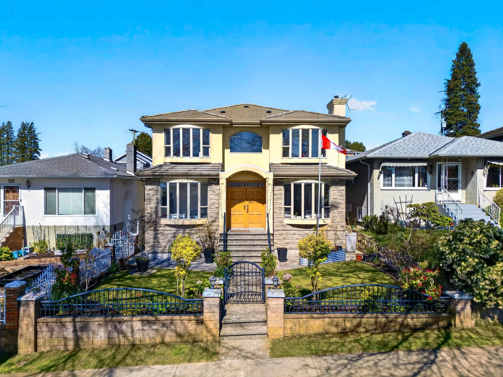 Property at 535 E 53rd Avenue, Vancouver, BC