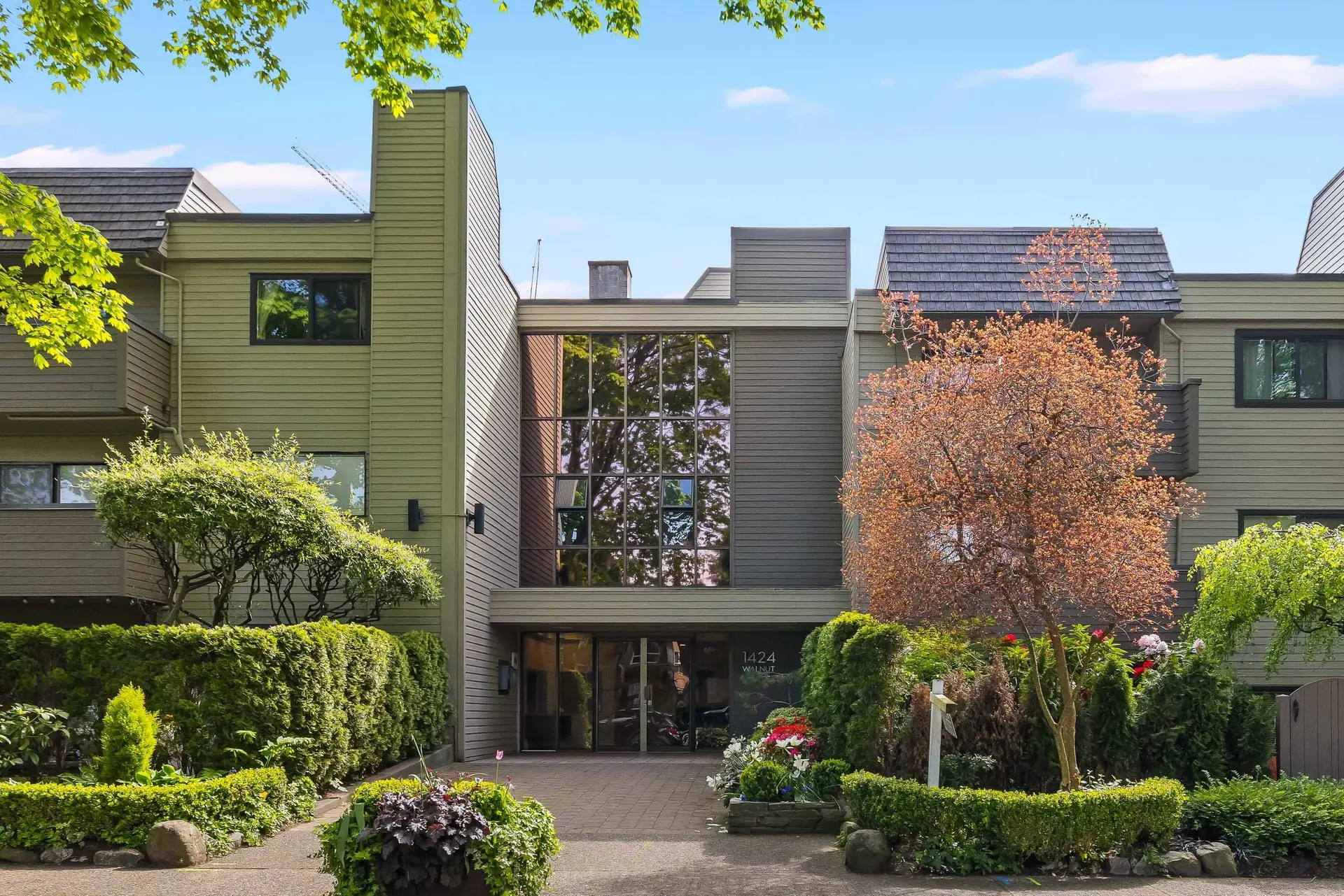 Property at #207 1424 Walnut Street, Vancouver, BC