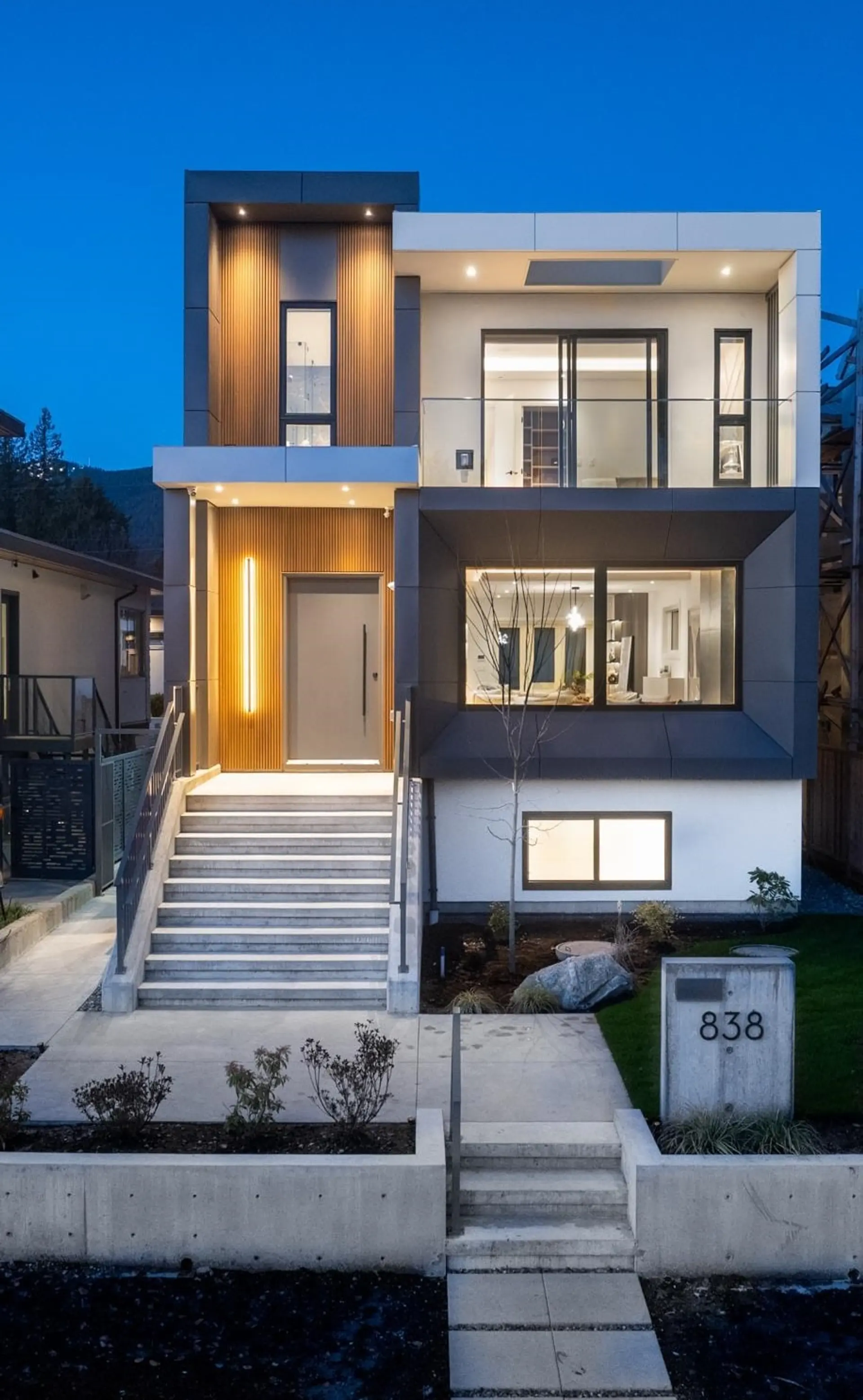 Property at 838 E 14th Street, North Vancouver, BC