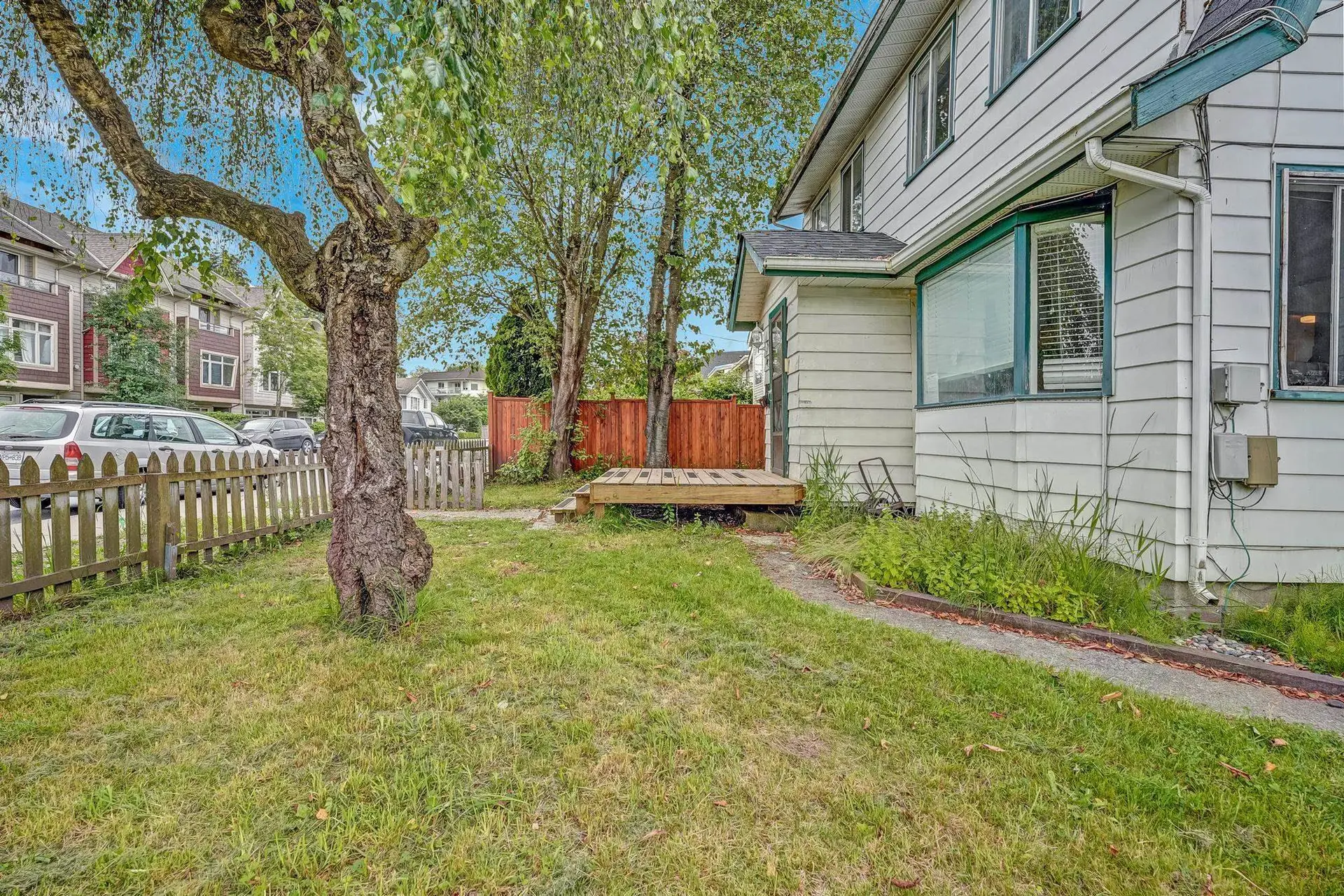 2015 Fraser Avenue - Image 3