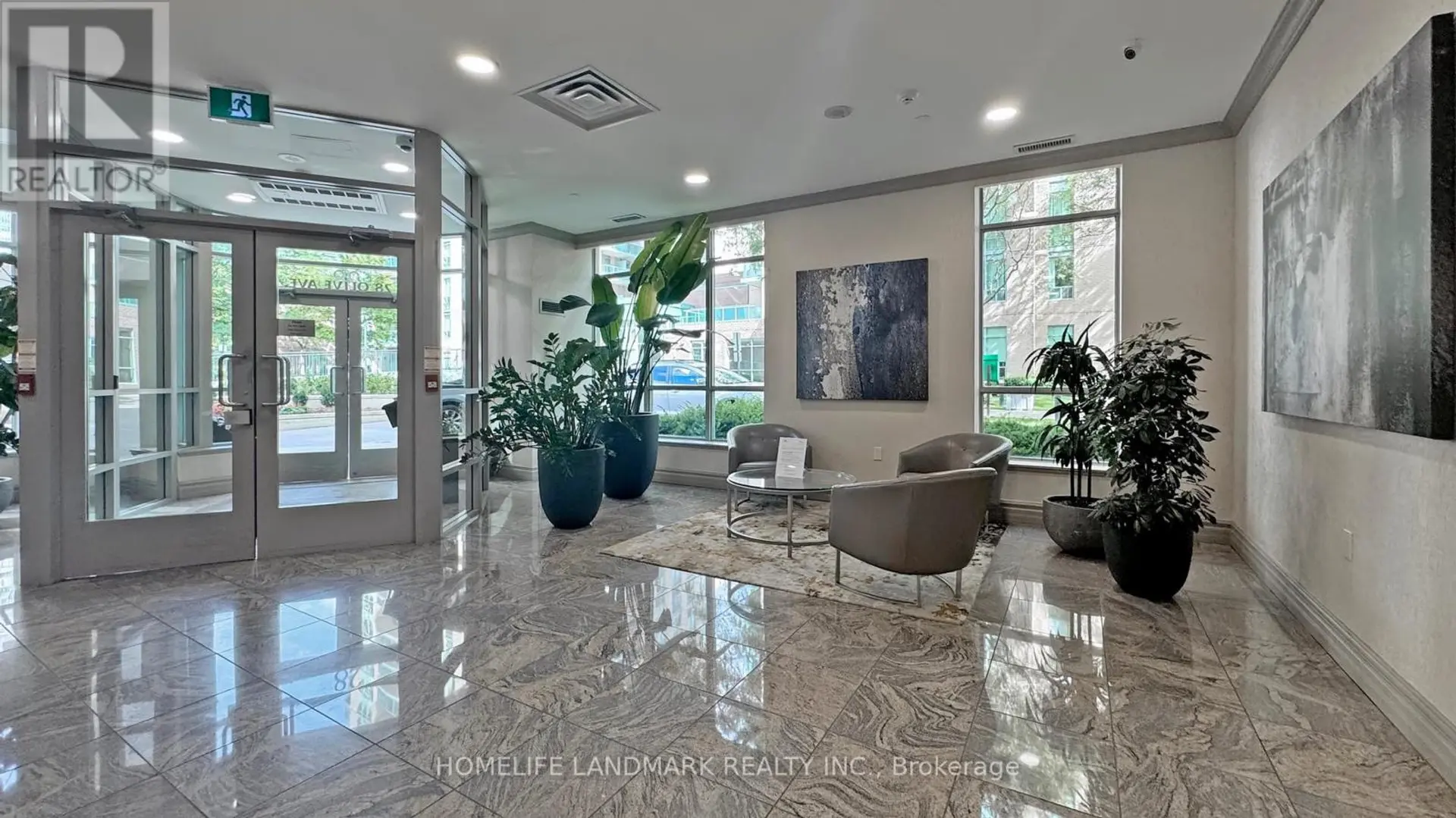 #215 28 OLIVE AVENUE - Image 16