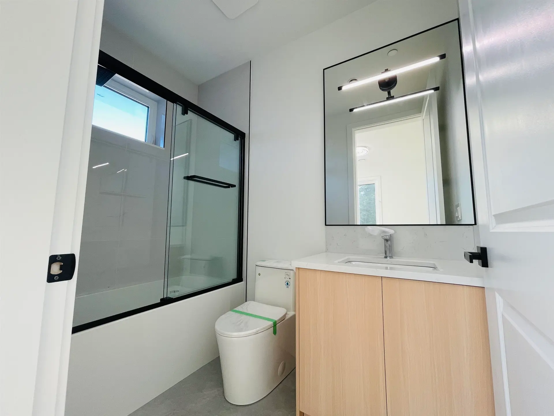 #1 2452 Harrison Drive - Image 12