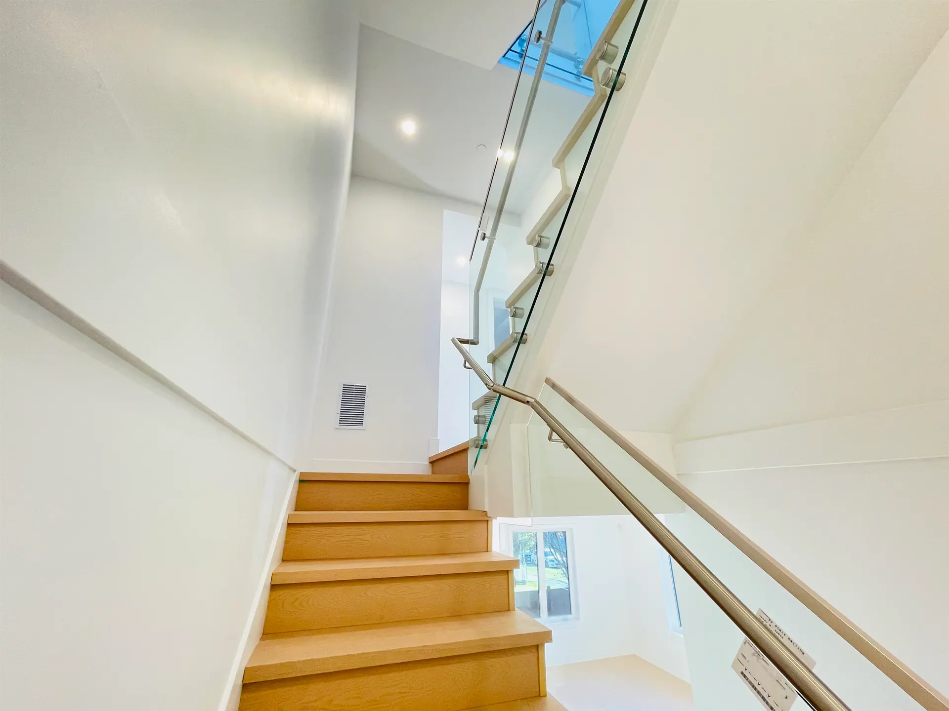 #1 2452 Harrison Drive - Image 9