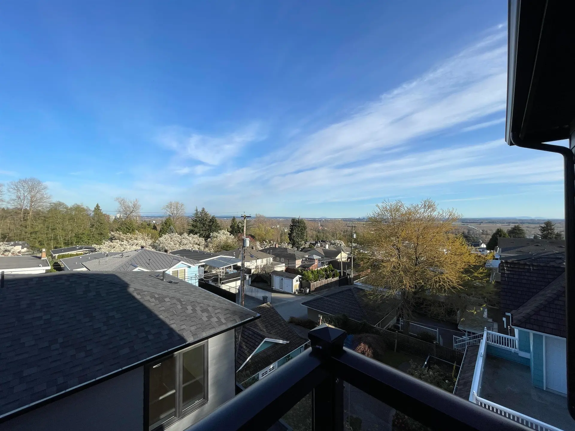 #2 2452 Harrison Drive - Image 2