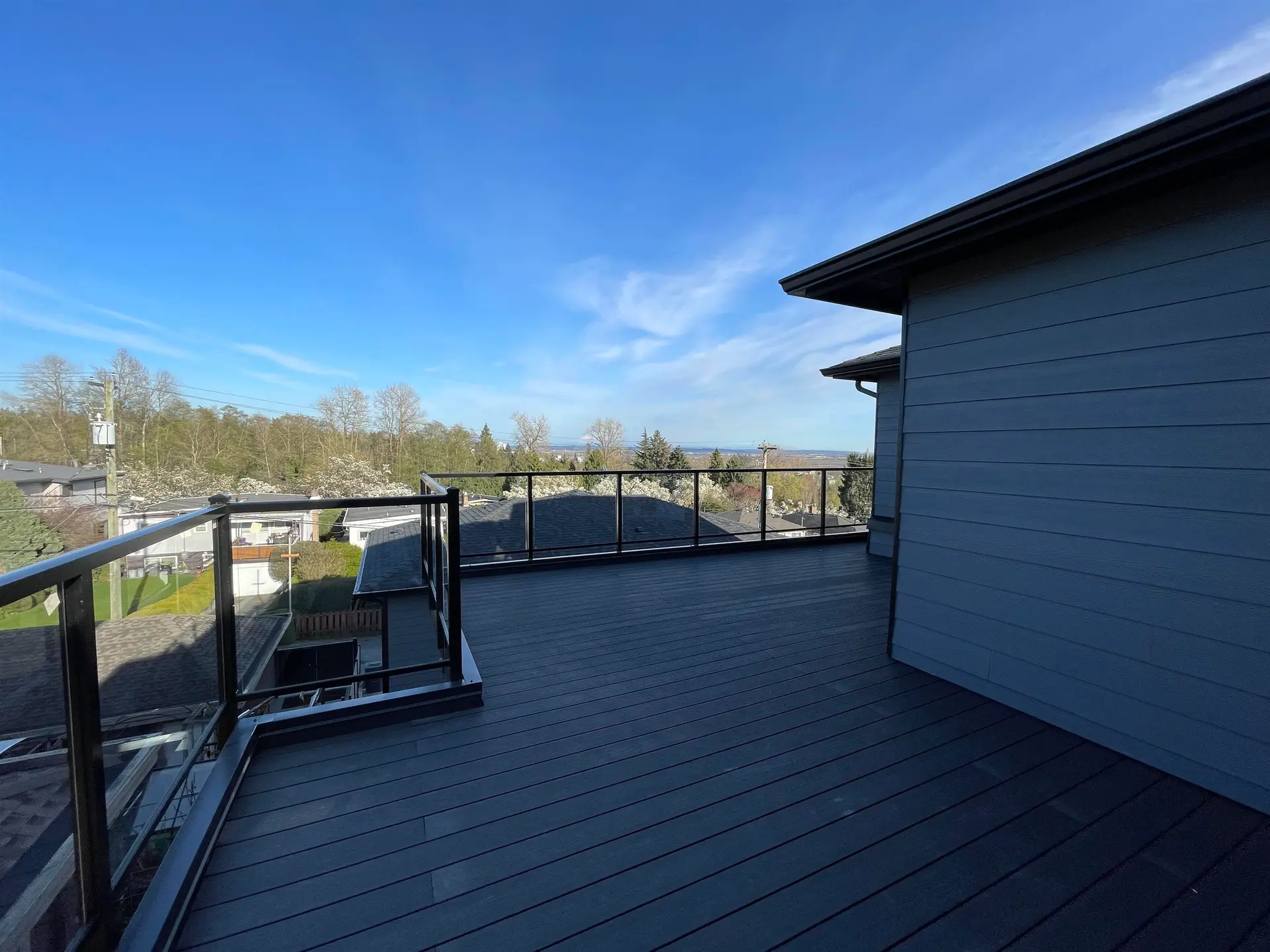#2 2452 Harrison Drive - Image 3