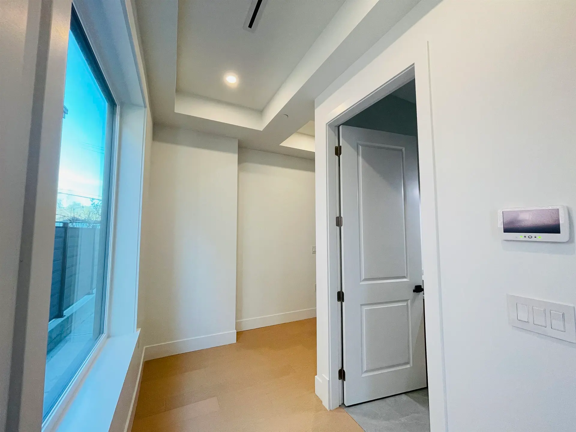 #2 2452 Harrison Drive - Image 5