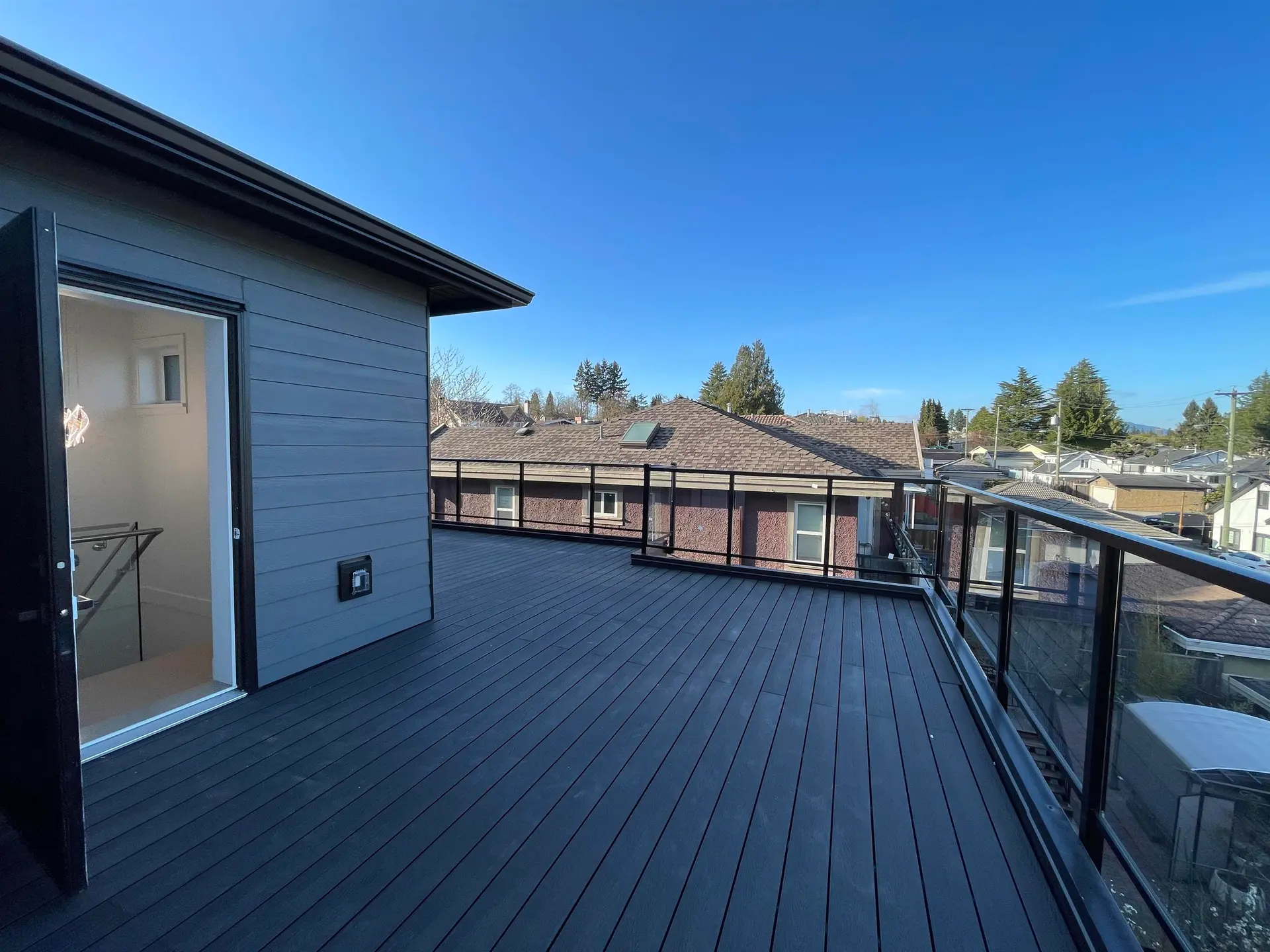 #2 2452 Harrison Drive - Image 4