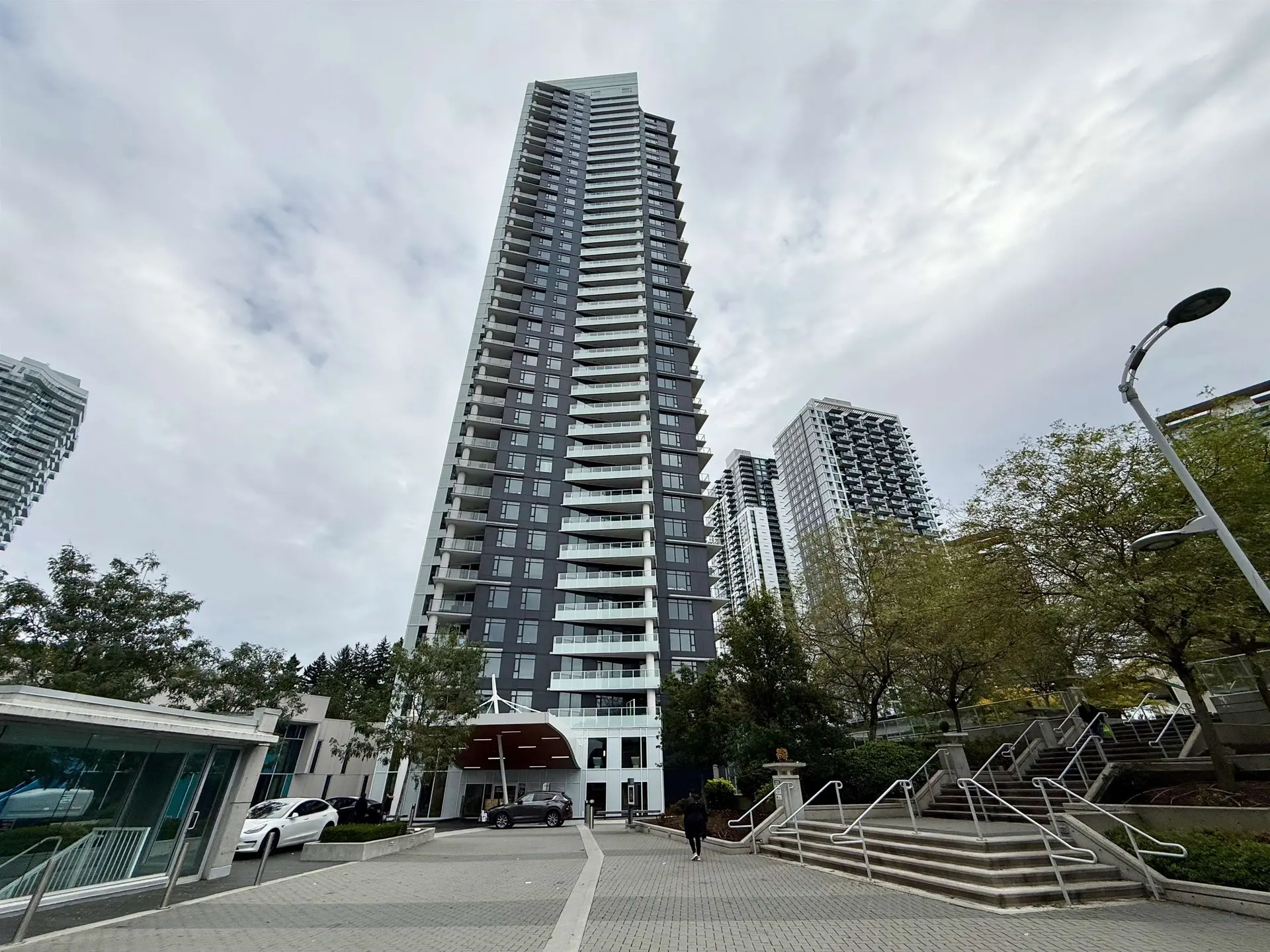 Property at #805 9887 Whalley Boulevard, Surrey, BC
