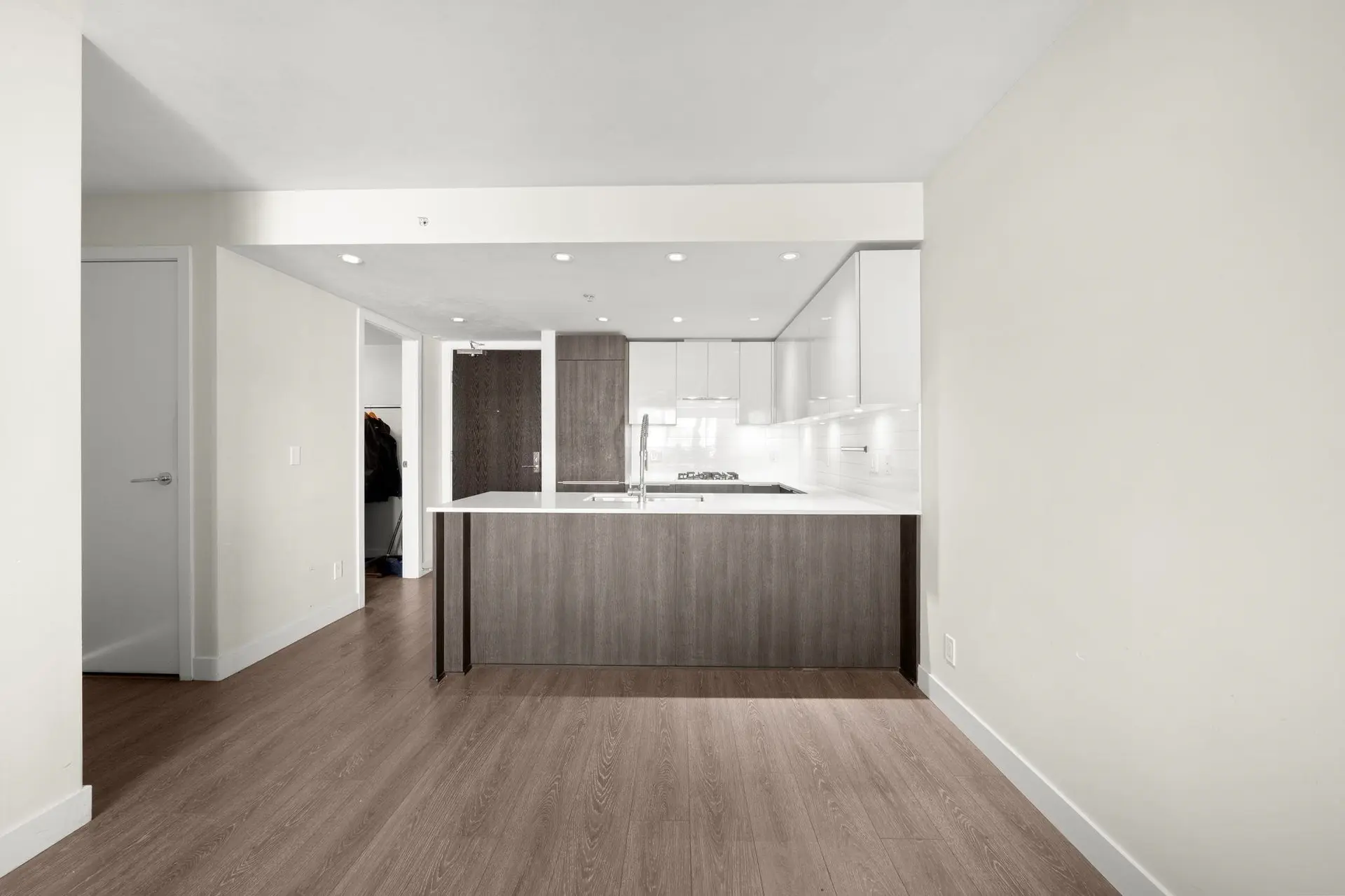 #419 1588 E Hastings Street - Image 4
