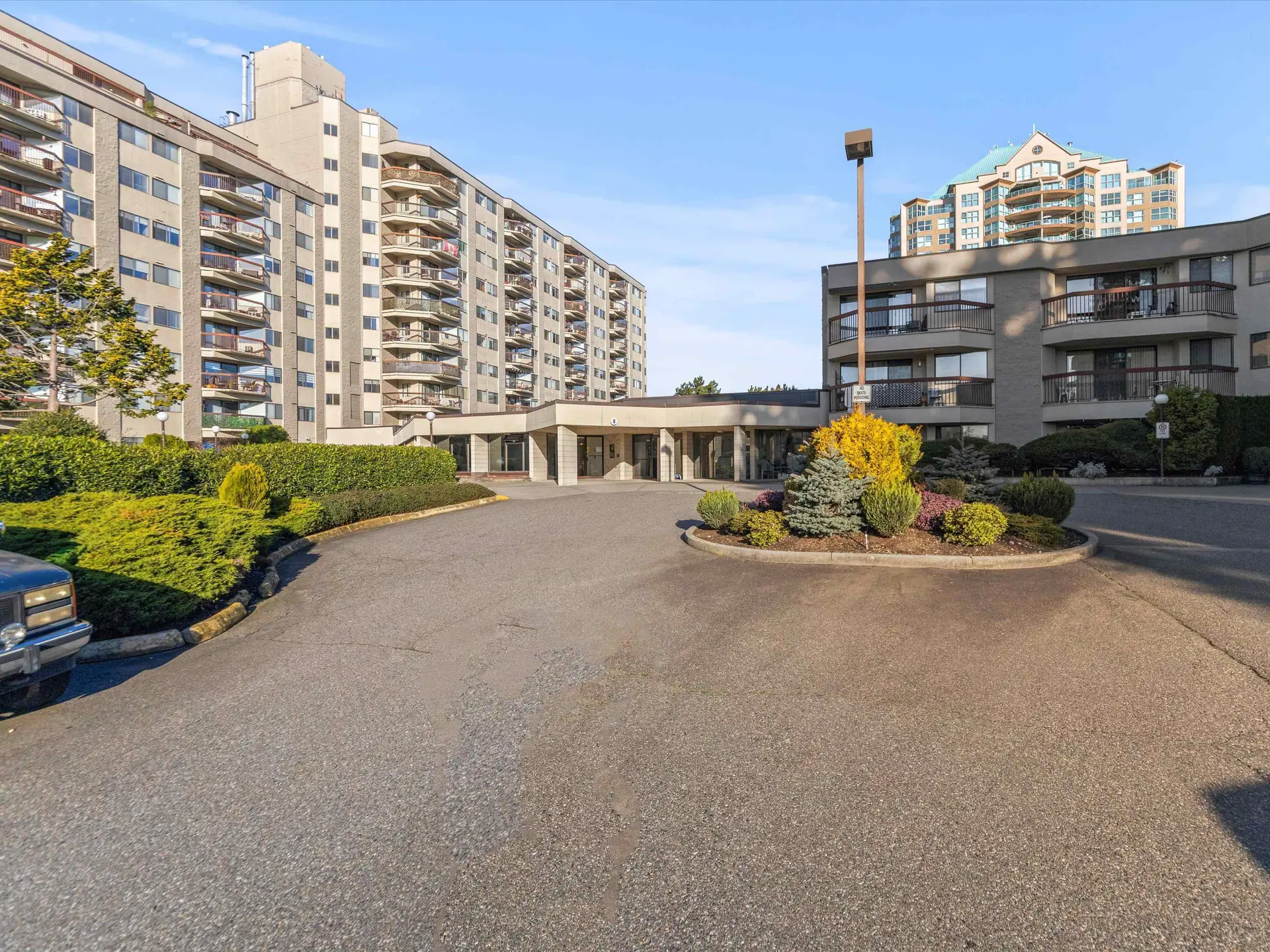 Property at #301 31955 Old Yale Road, Abbotsford, BC