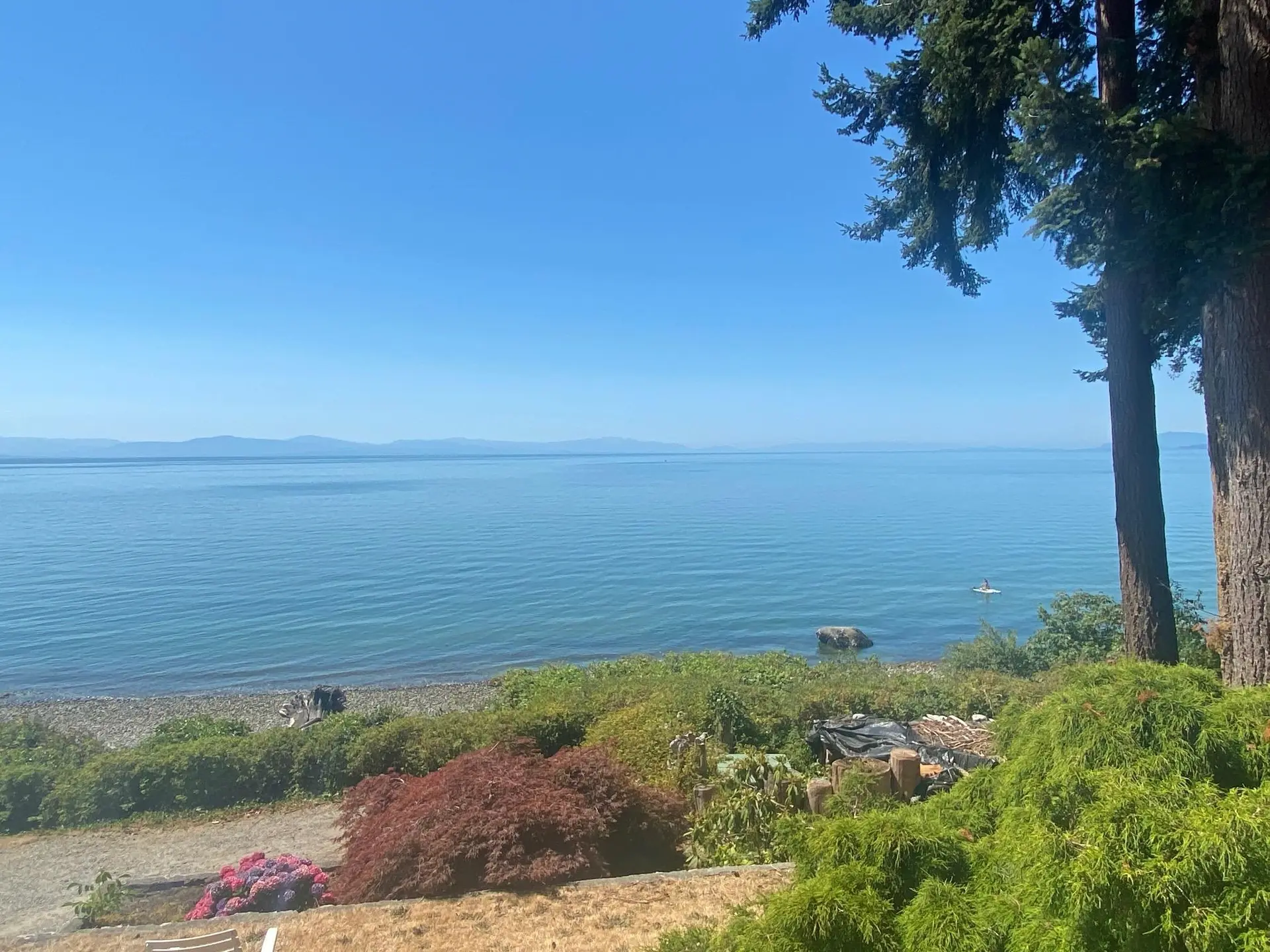 Property at 1714 Ocean Beach Esplanade, Gibsons, BC
