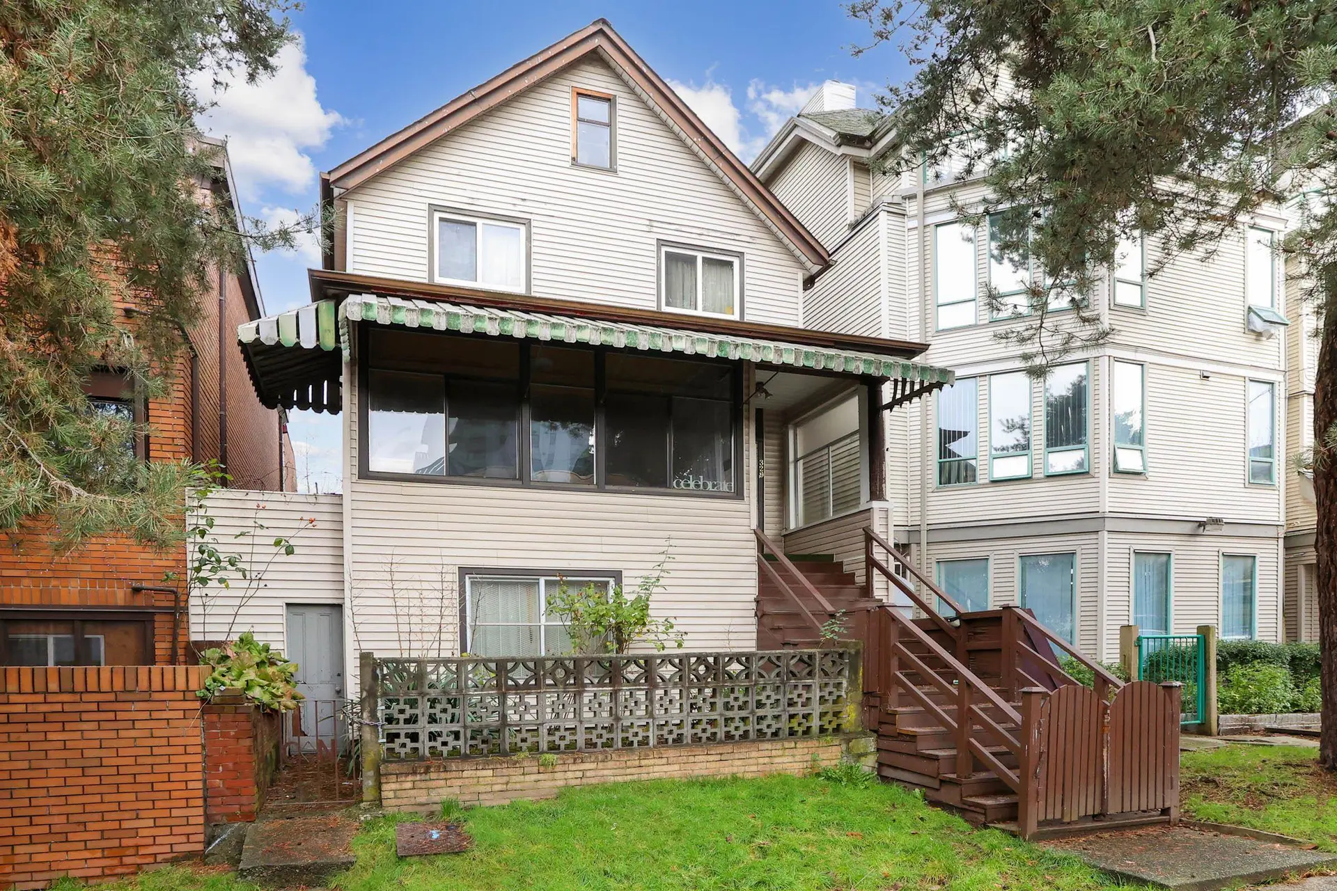 Property at 329 E Pender Street, Vancouver, BC