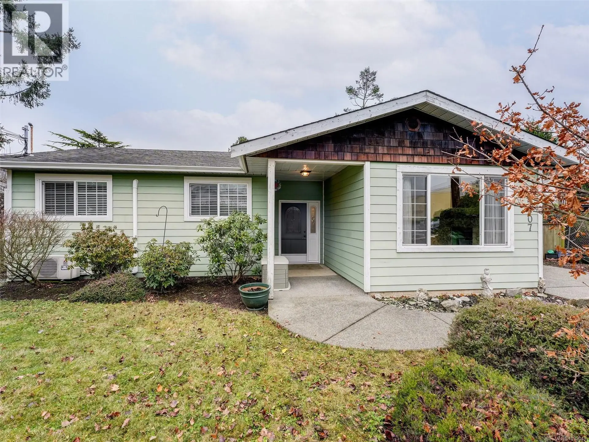 Property at 9907 Galaran Rd, Sidney, BC