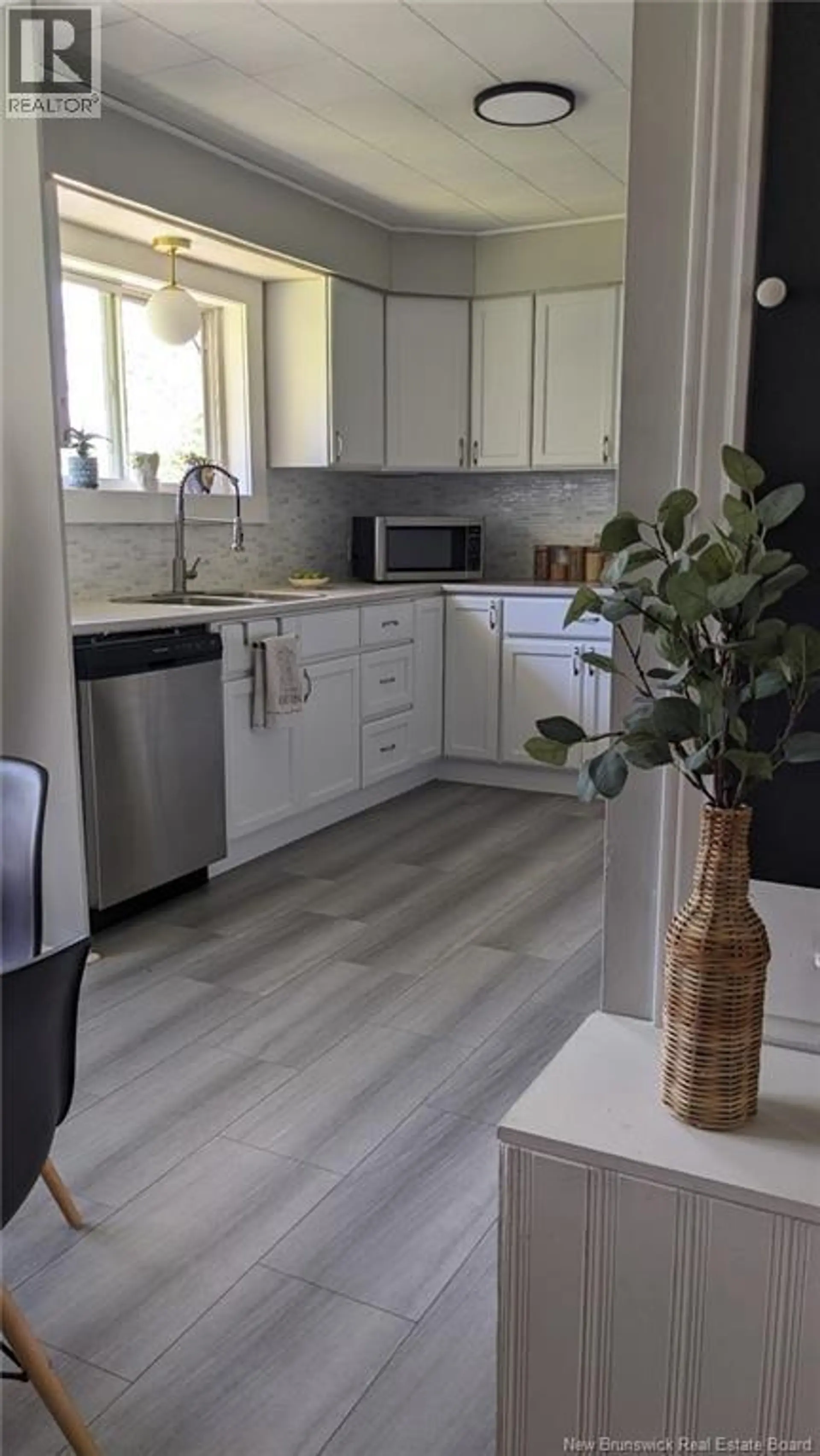 91 Fairview - Image 3