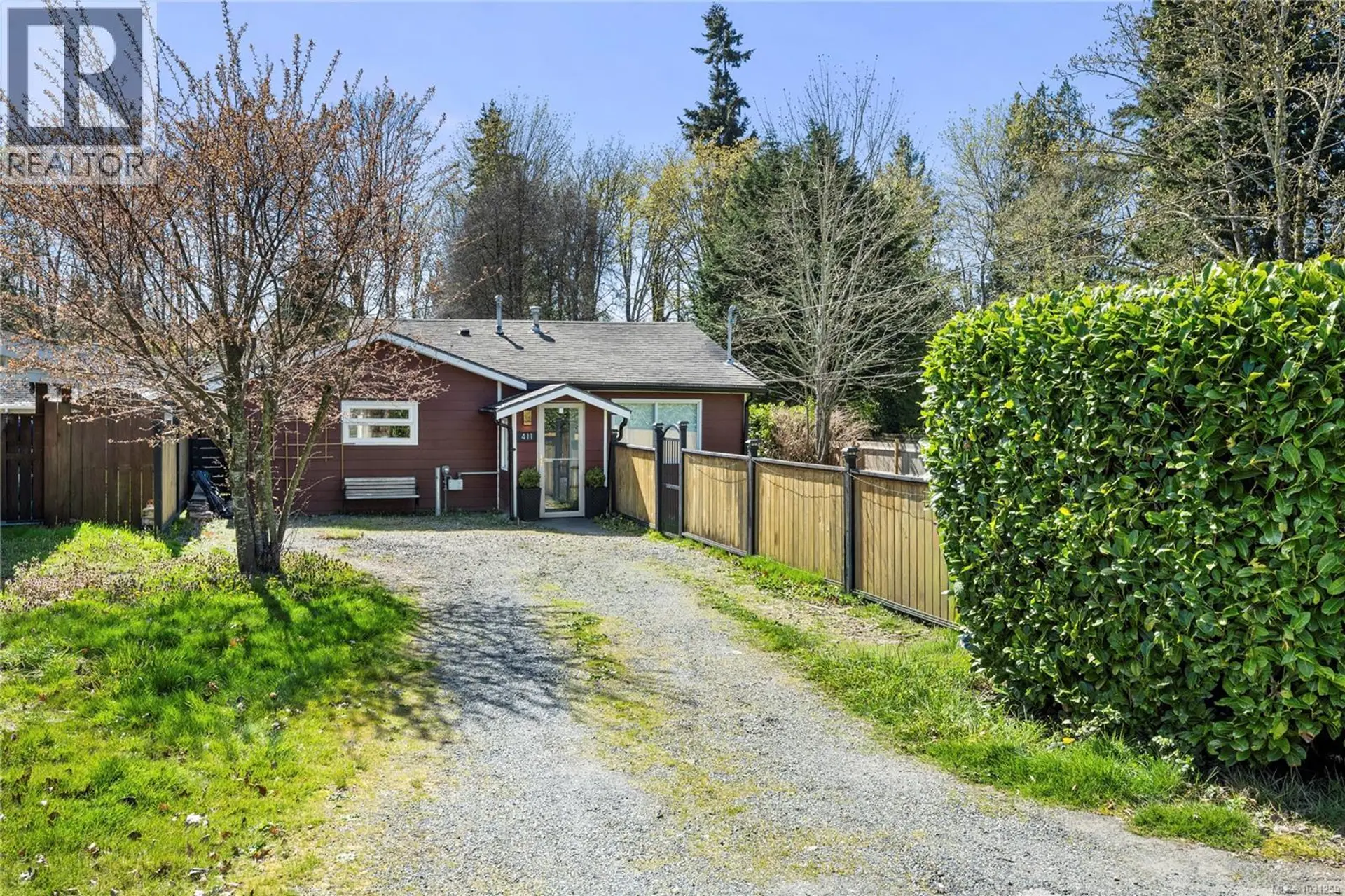 Property at 411 Seventh St, Nanaimo, BC