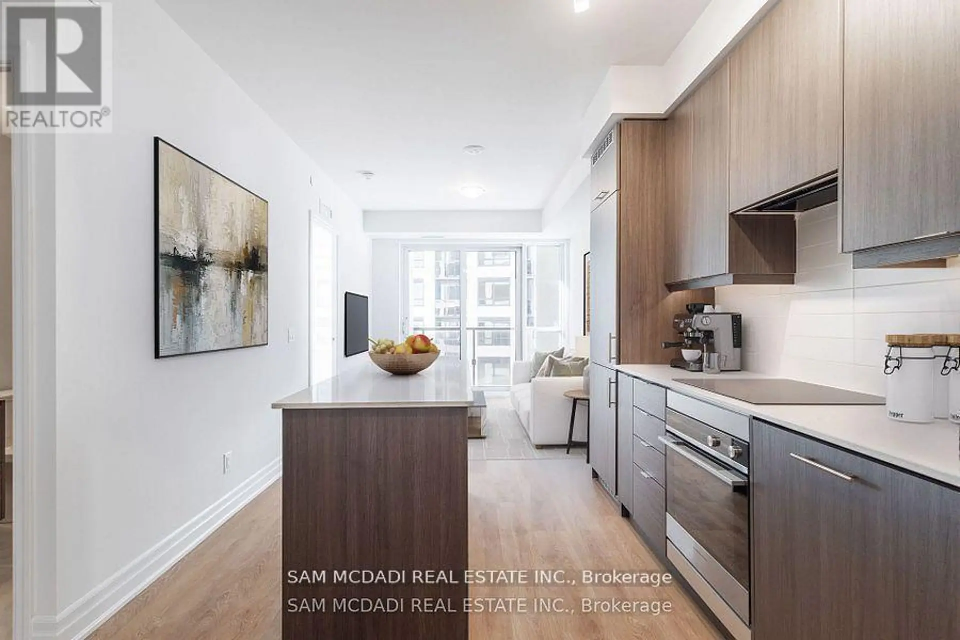 #2709 30 ELM DRIVE - Image 2