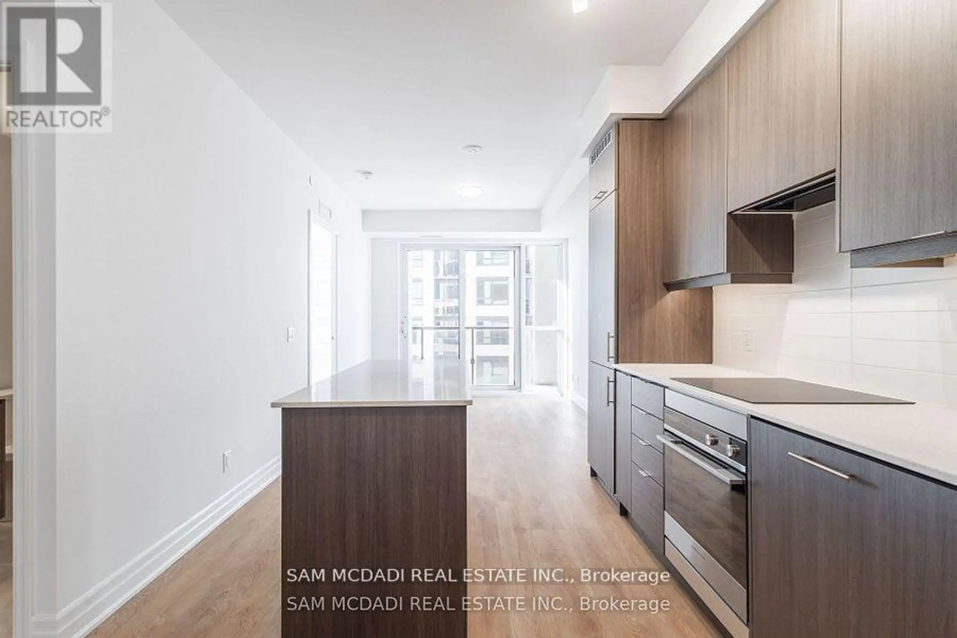 #2709 30 ELM DRIVE - Image 3