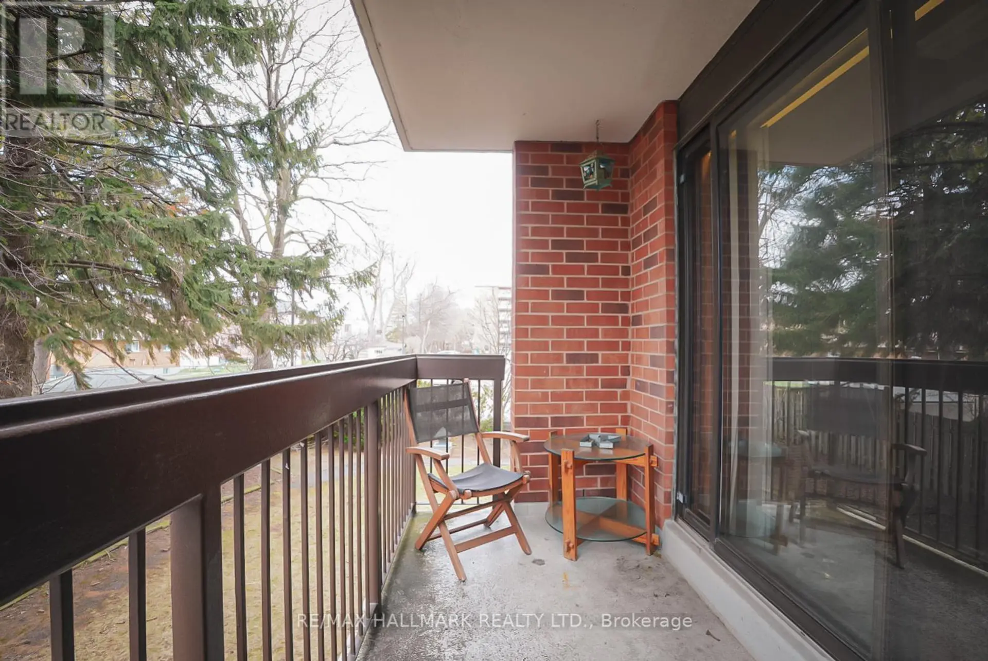 #203 3734 ST CLAIR AVENUE E - Image 18