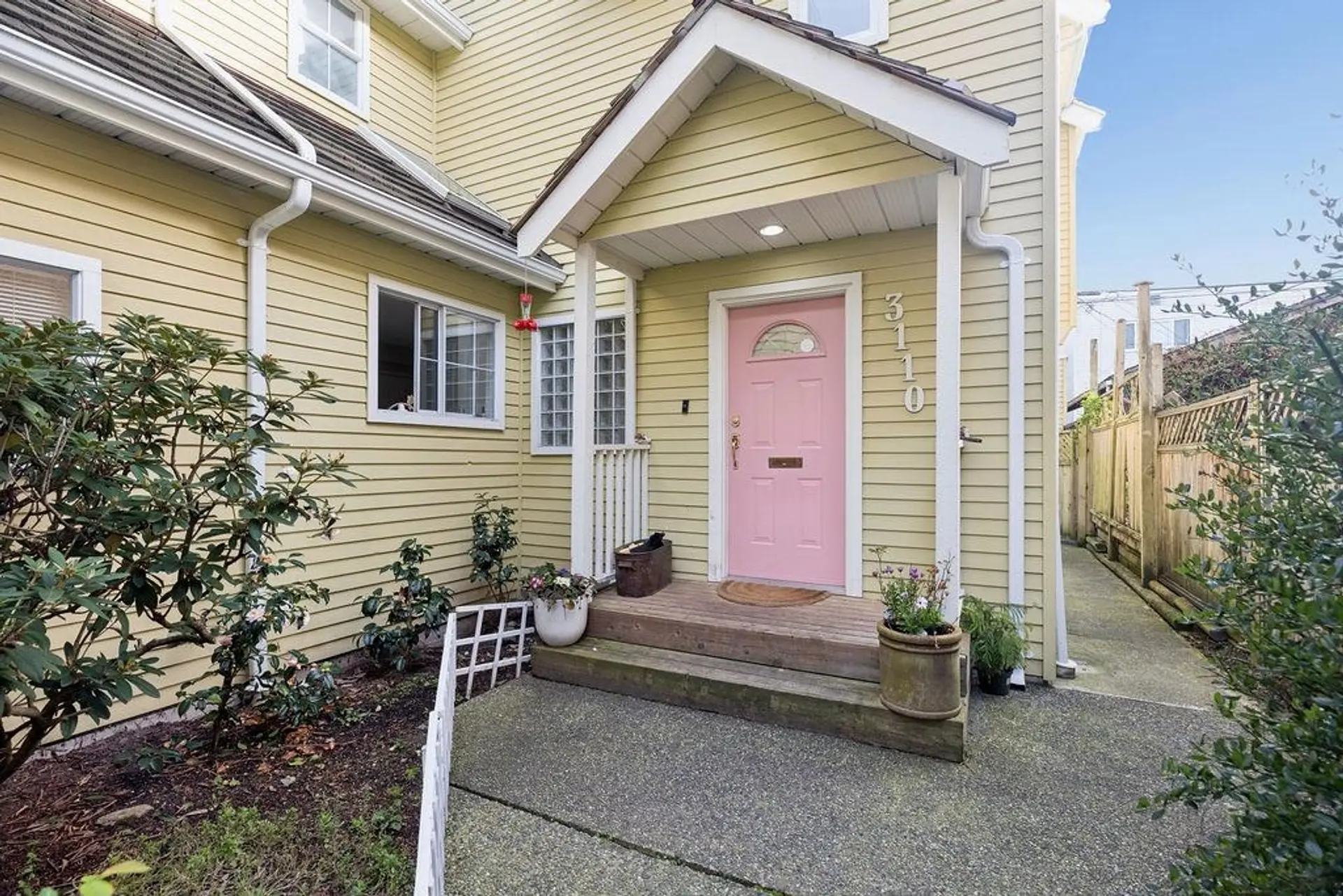 Property at 3110 W 3rd Avenue, Vancouver, BC