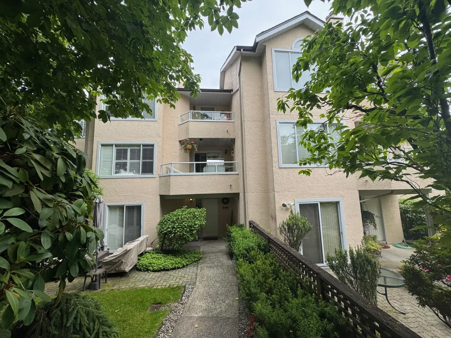 Property at #2 261 W 16th Street, North Vancouver, BC