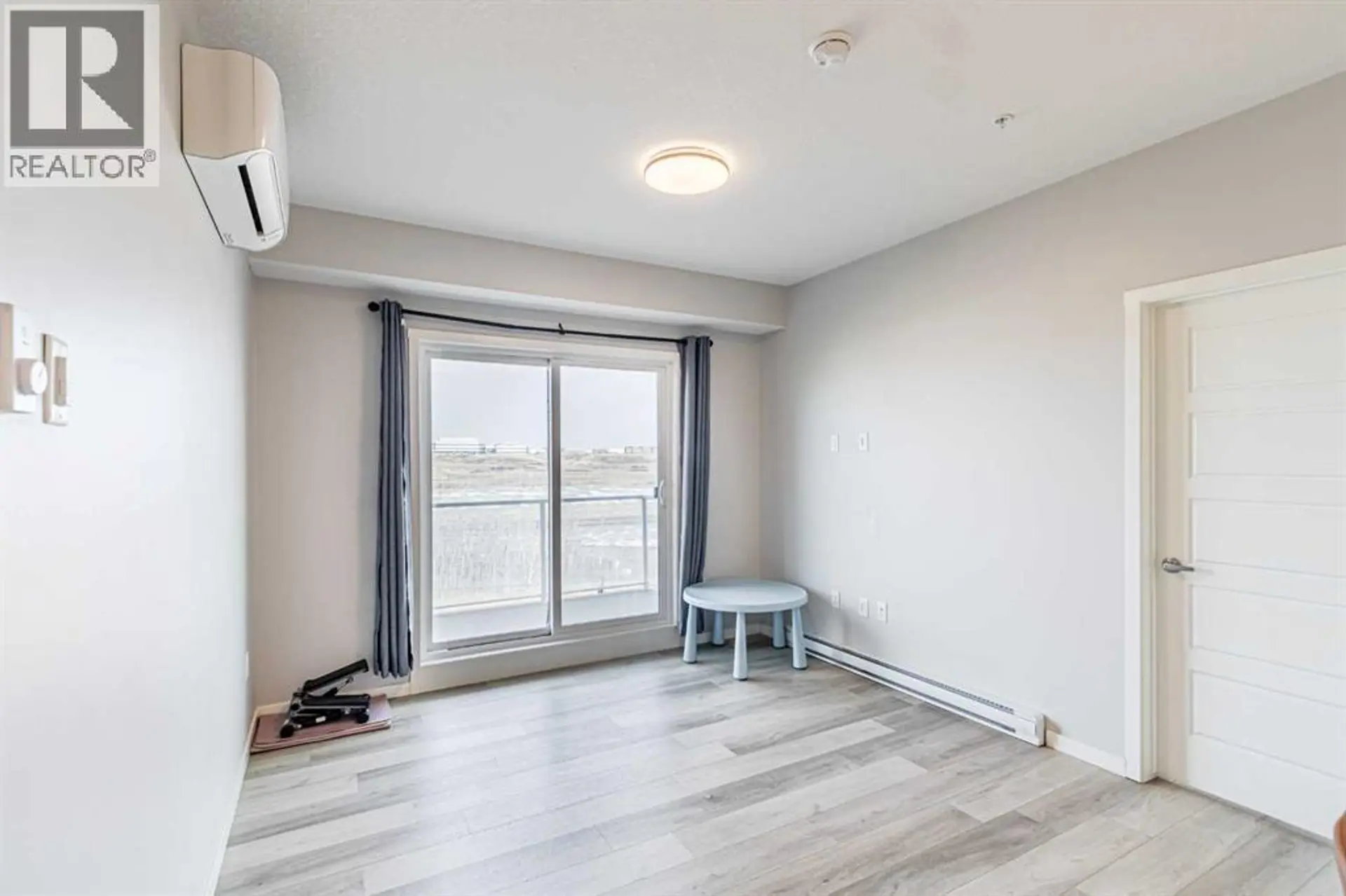 #203 360 HARVEST HILLS WAY NE - Image 6