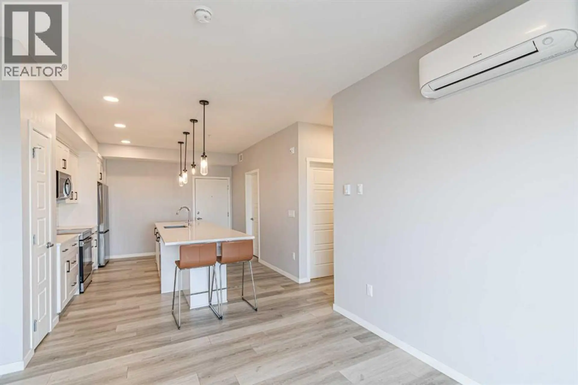 #203 360 HARVEST HILLS WAY NE - Image 8