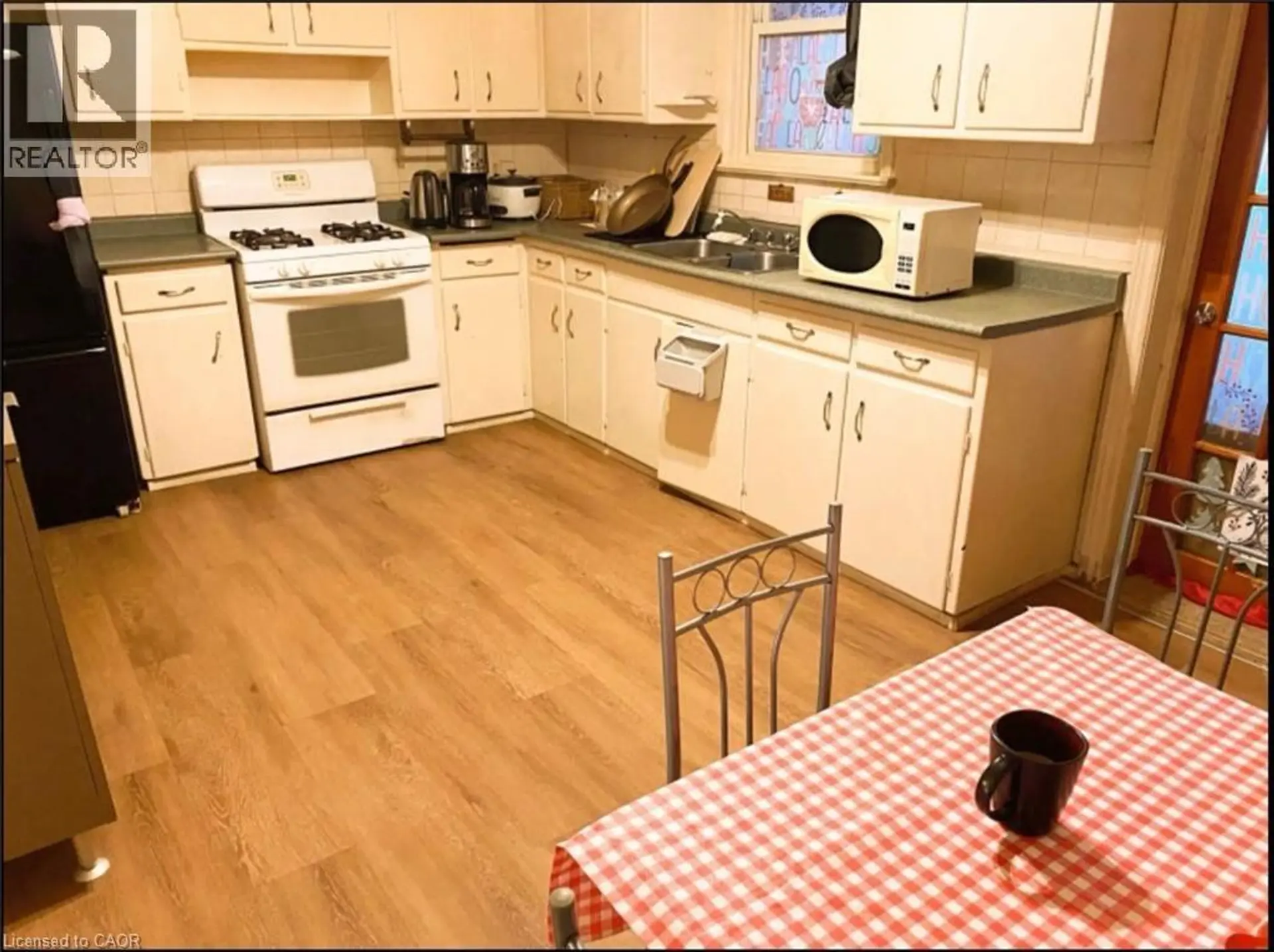 126 GIBSON Avenue - Image 4