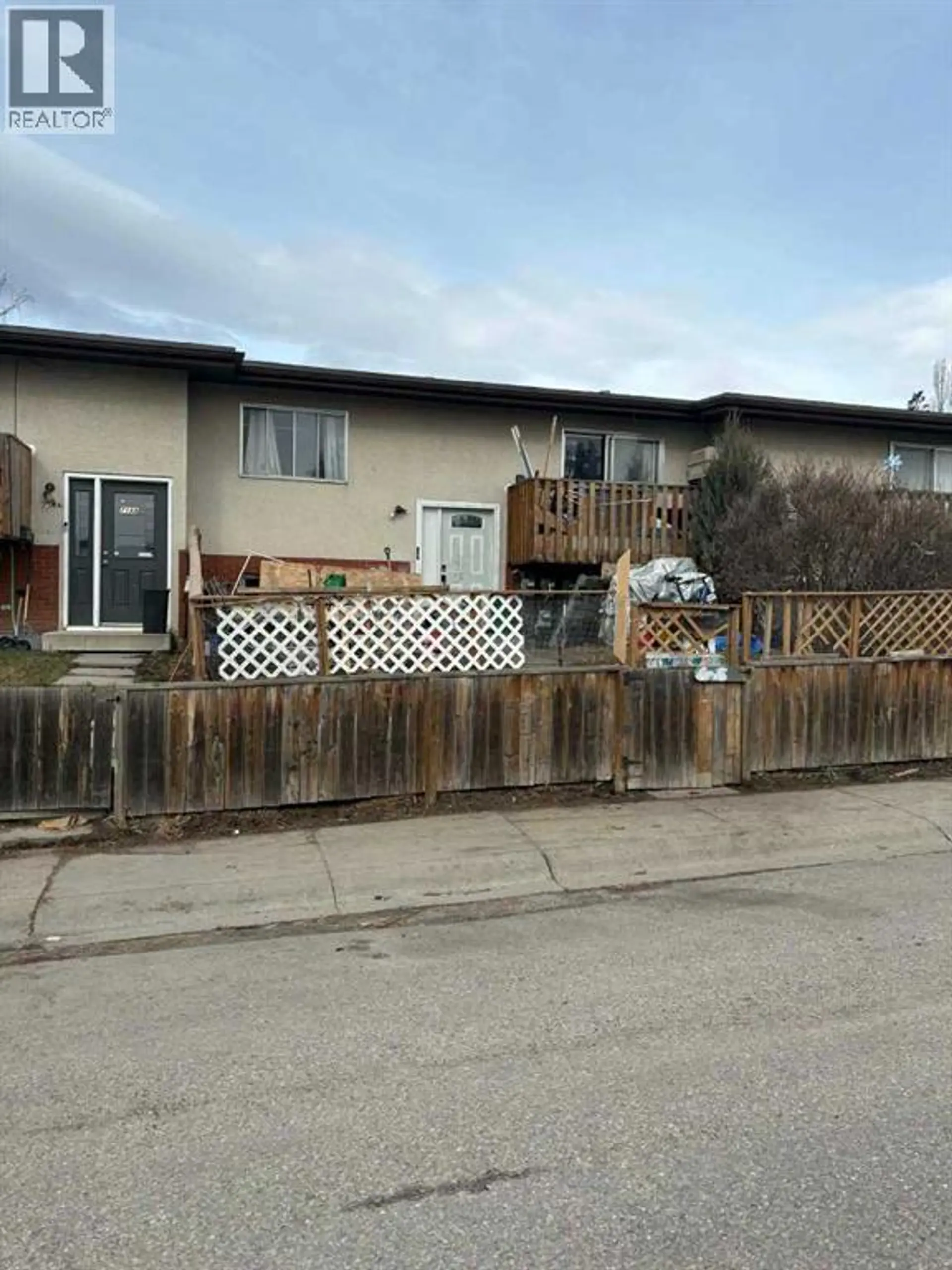 716B RAYNARD CRESCENT SE - Image 2